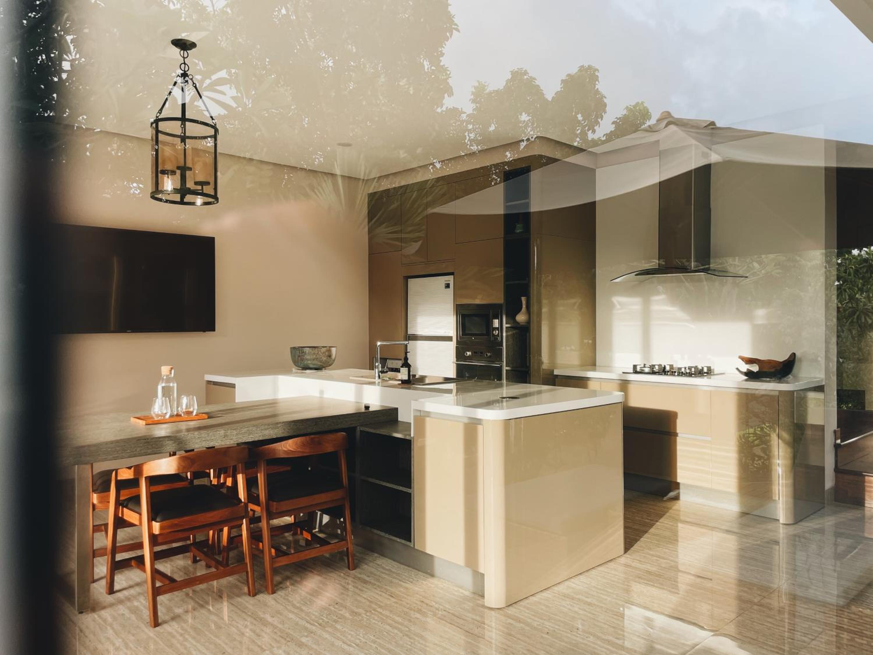 Three-Bedroom Villa - Photo 38