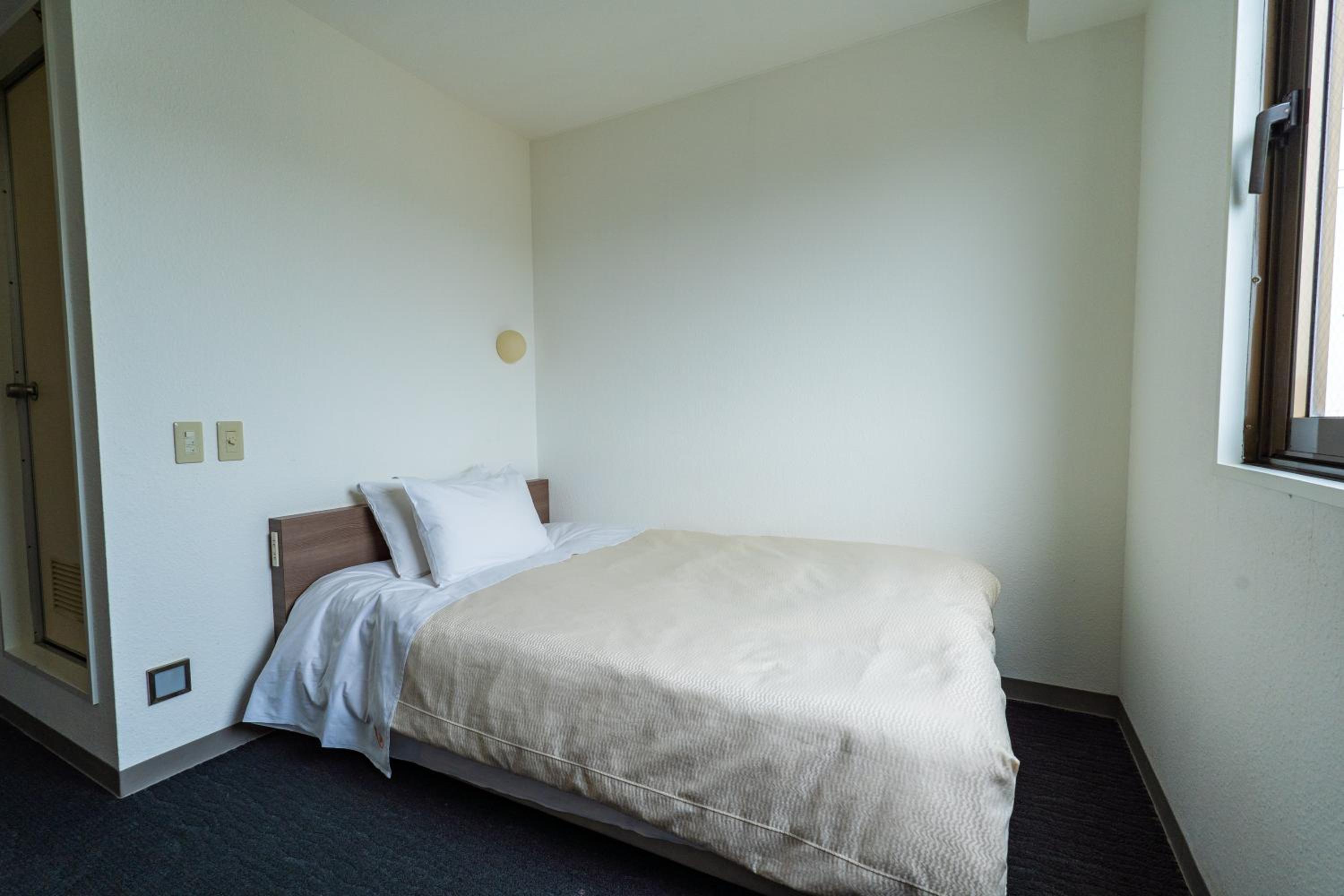 Single Room - Non-Smoking photo 2