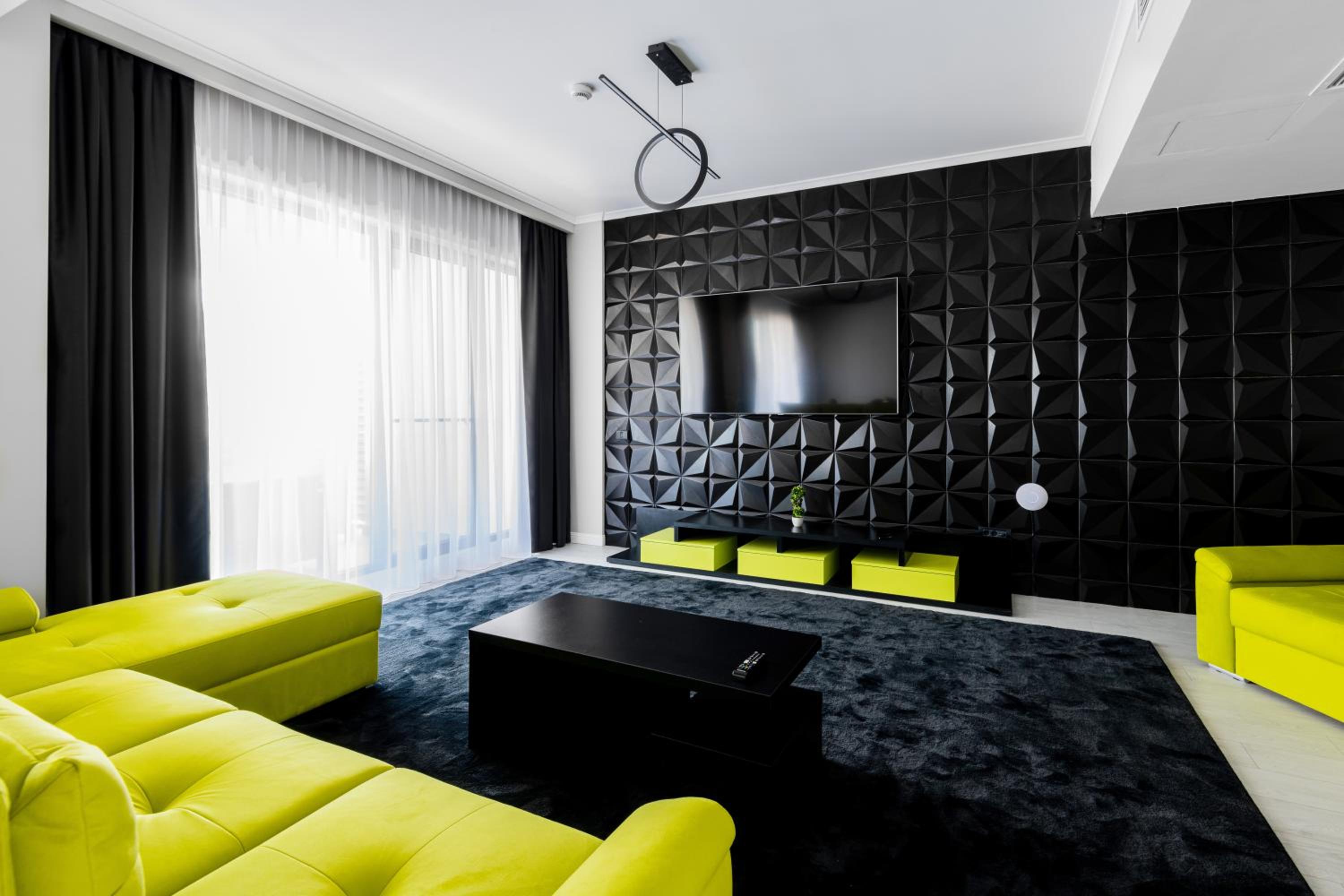 Deluxe Apartment
