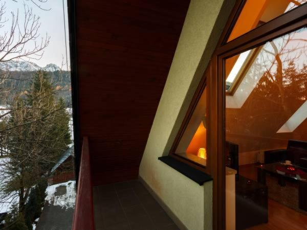 Apartment with Mountain View - Photo 3