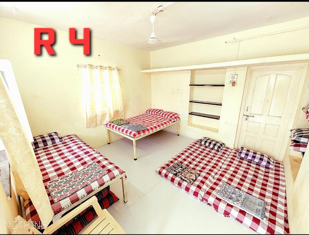 Triple Room with Private External Bathroom photo 1