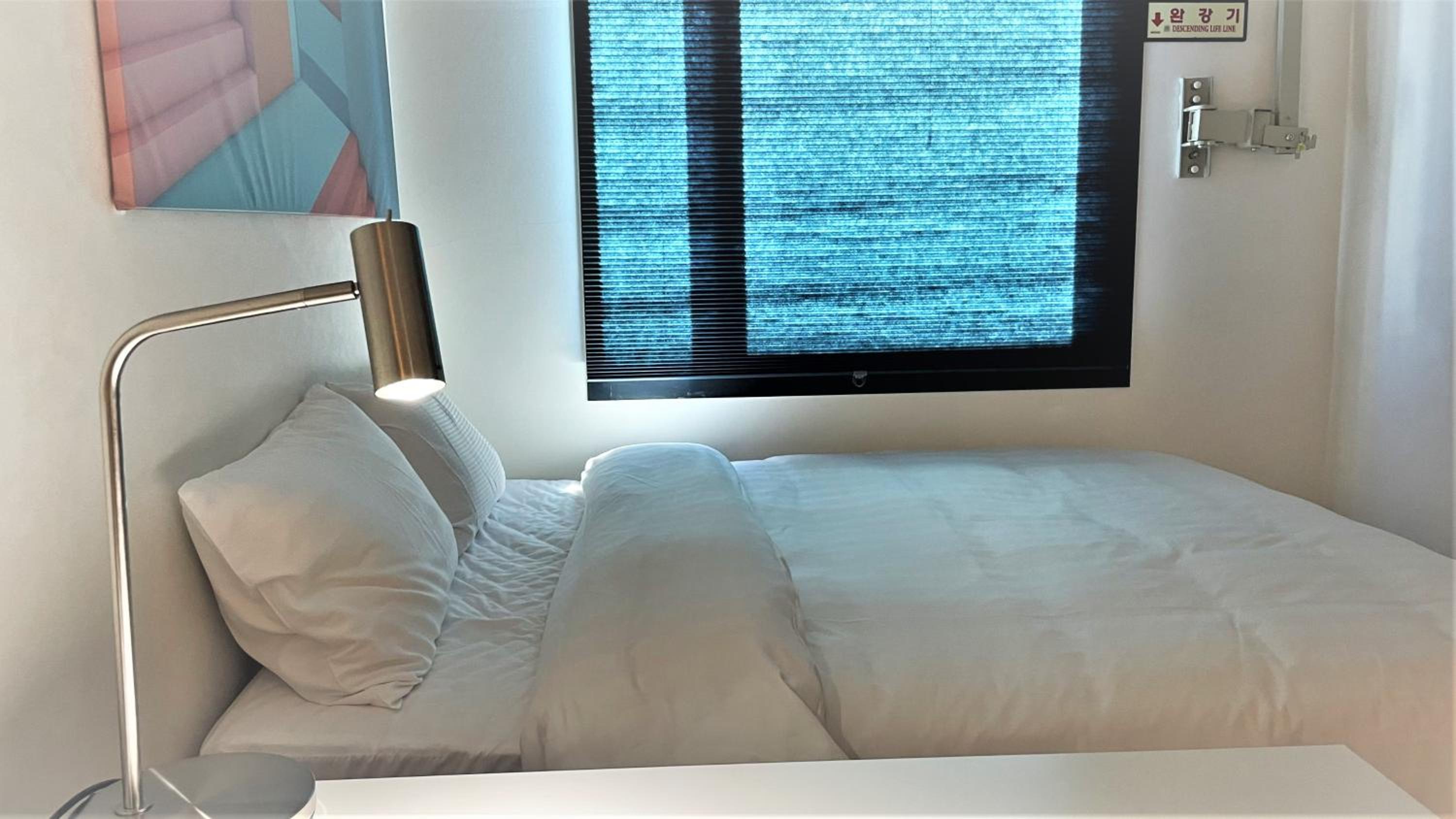 Large Double Room - Photo 4