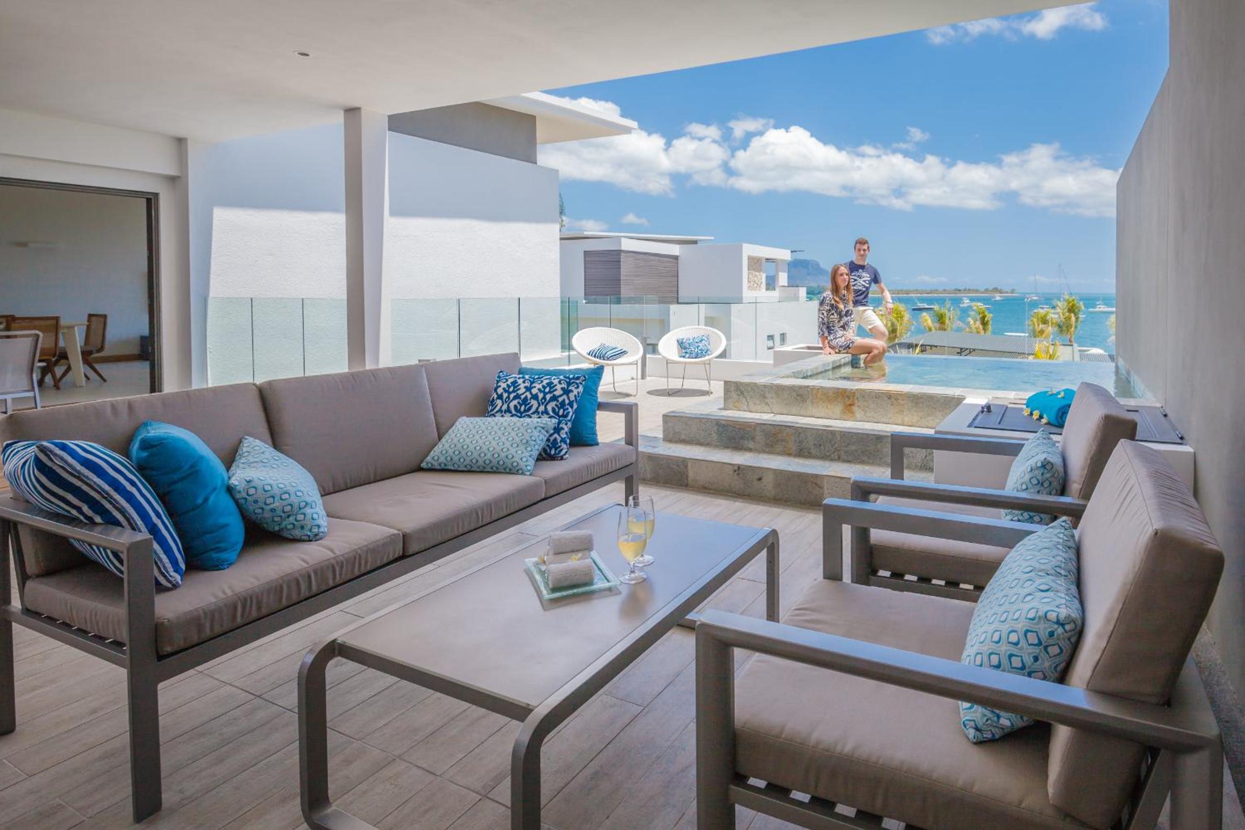 Three-Bedroom Penthouse photo 2