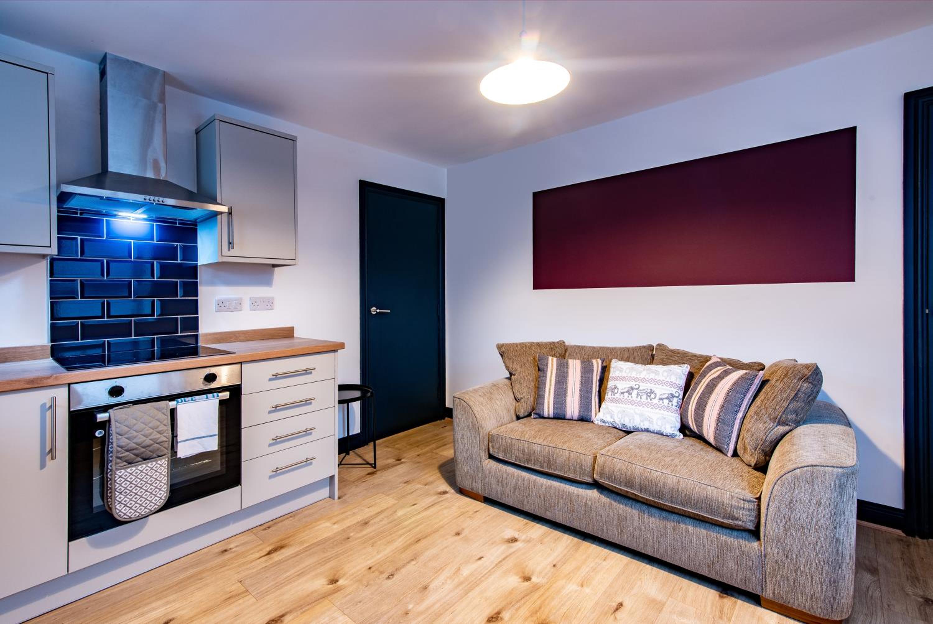 Apartment photo 2