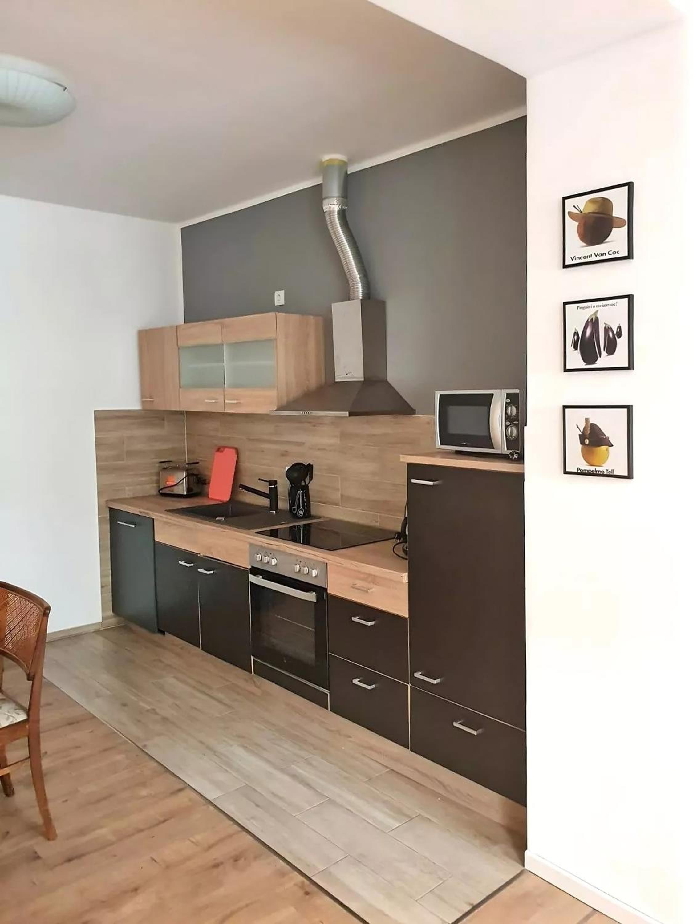 Apartment with Terrace photo 3