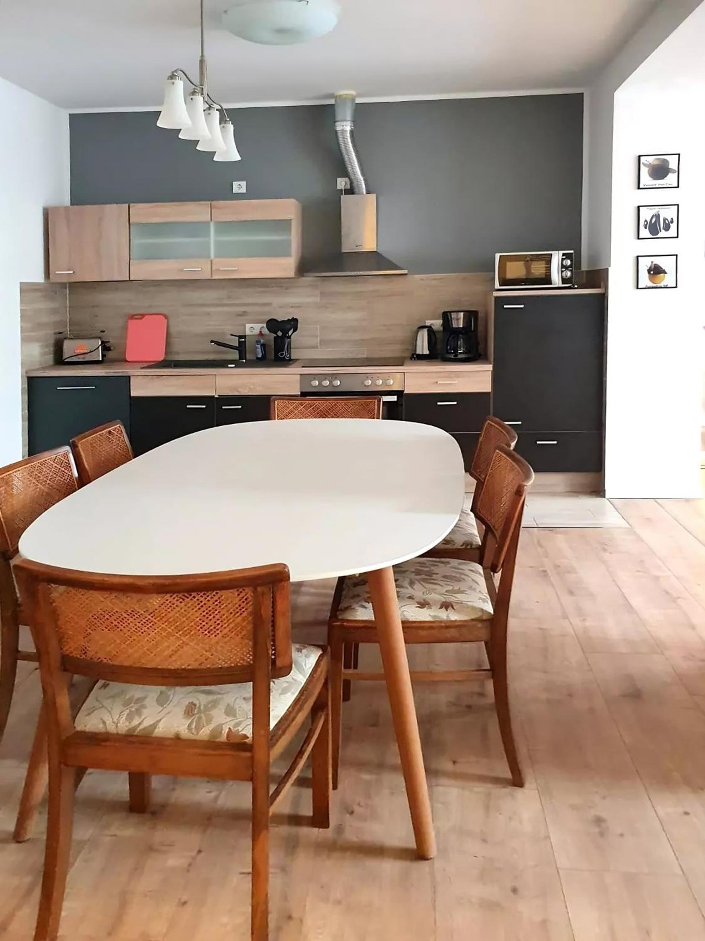 Apartment with Terrace photo 2
