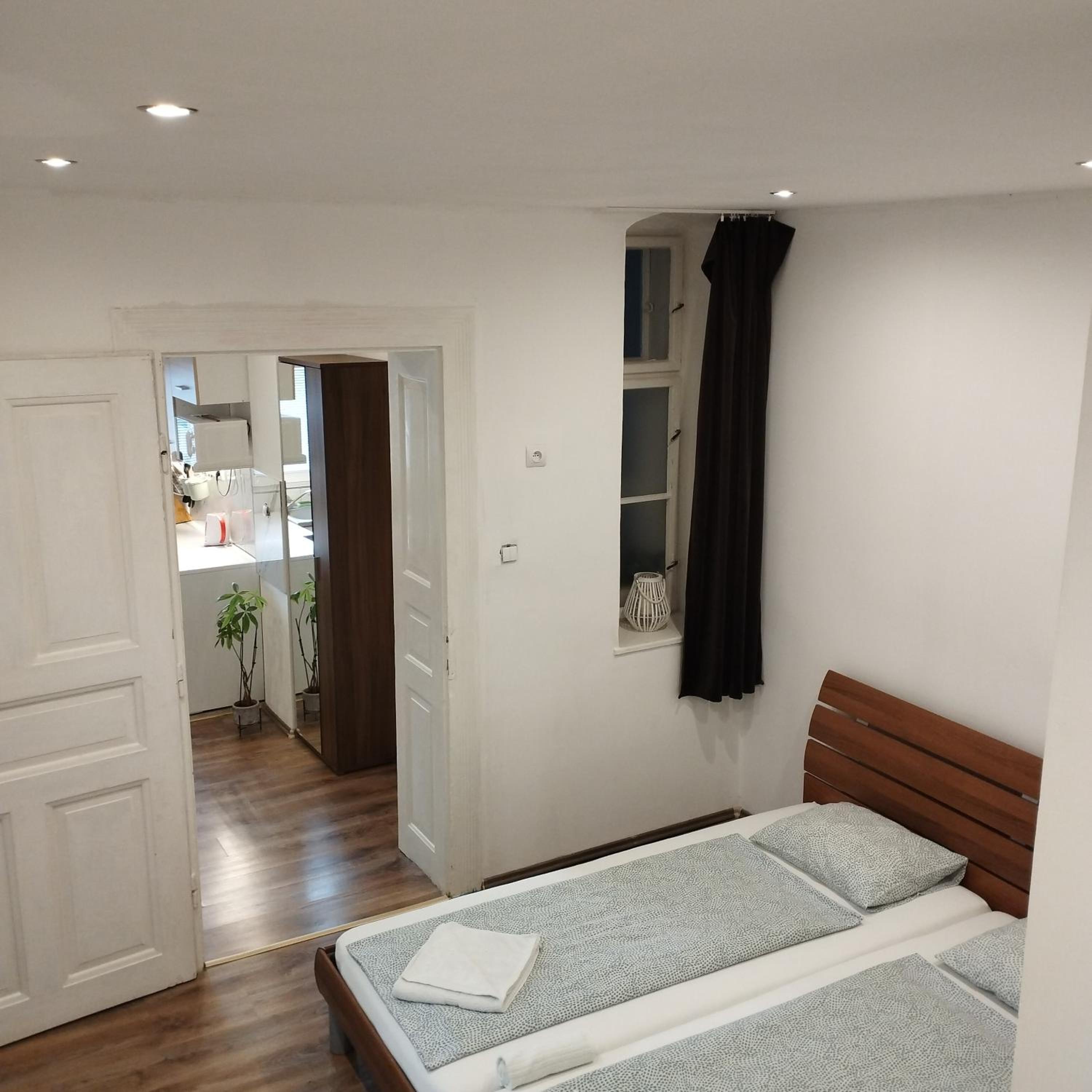 Studio Apartment - Photo 7