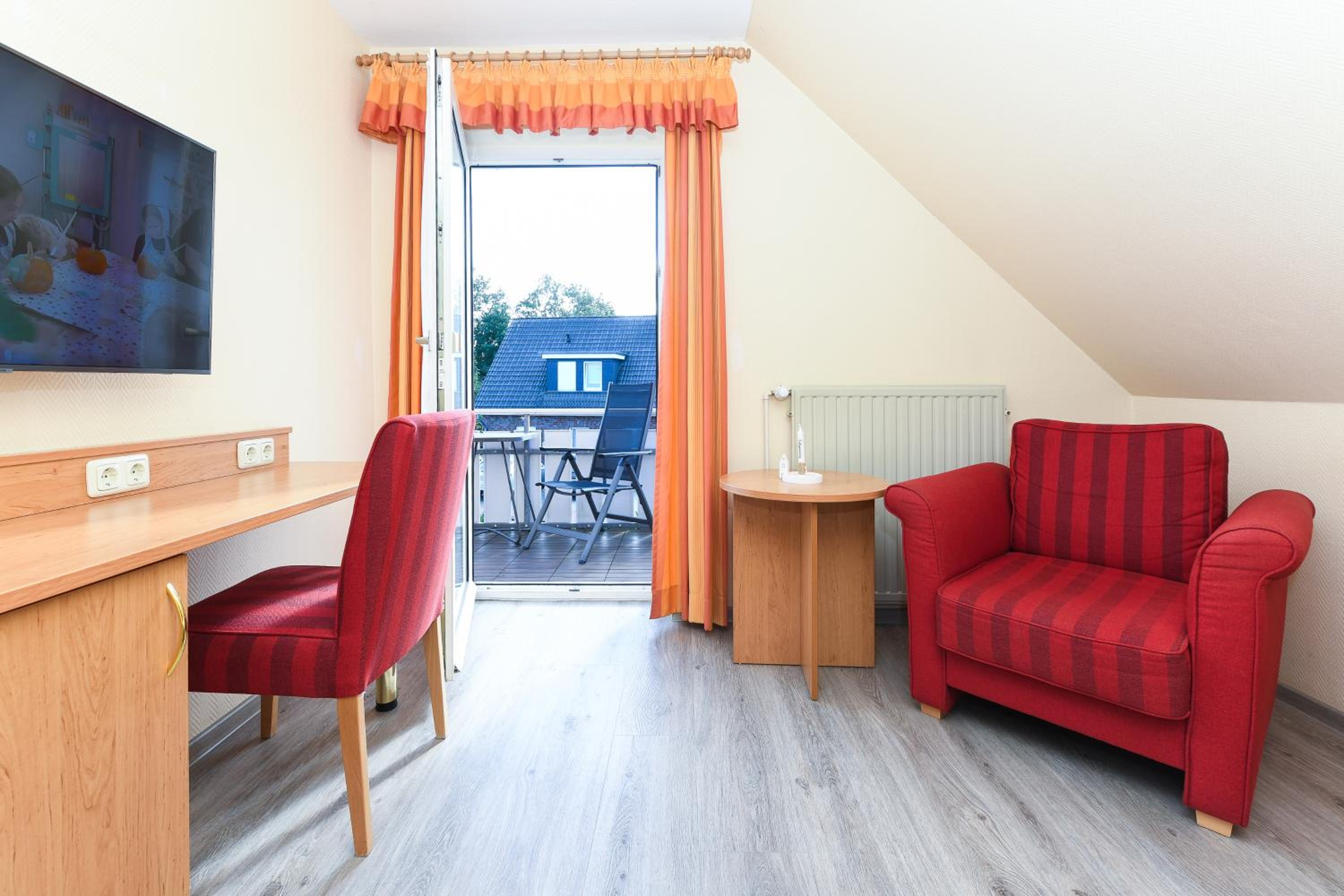 Double Room With Private Bathroom photo 2