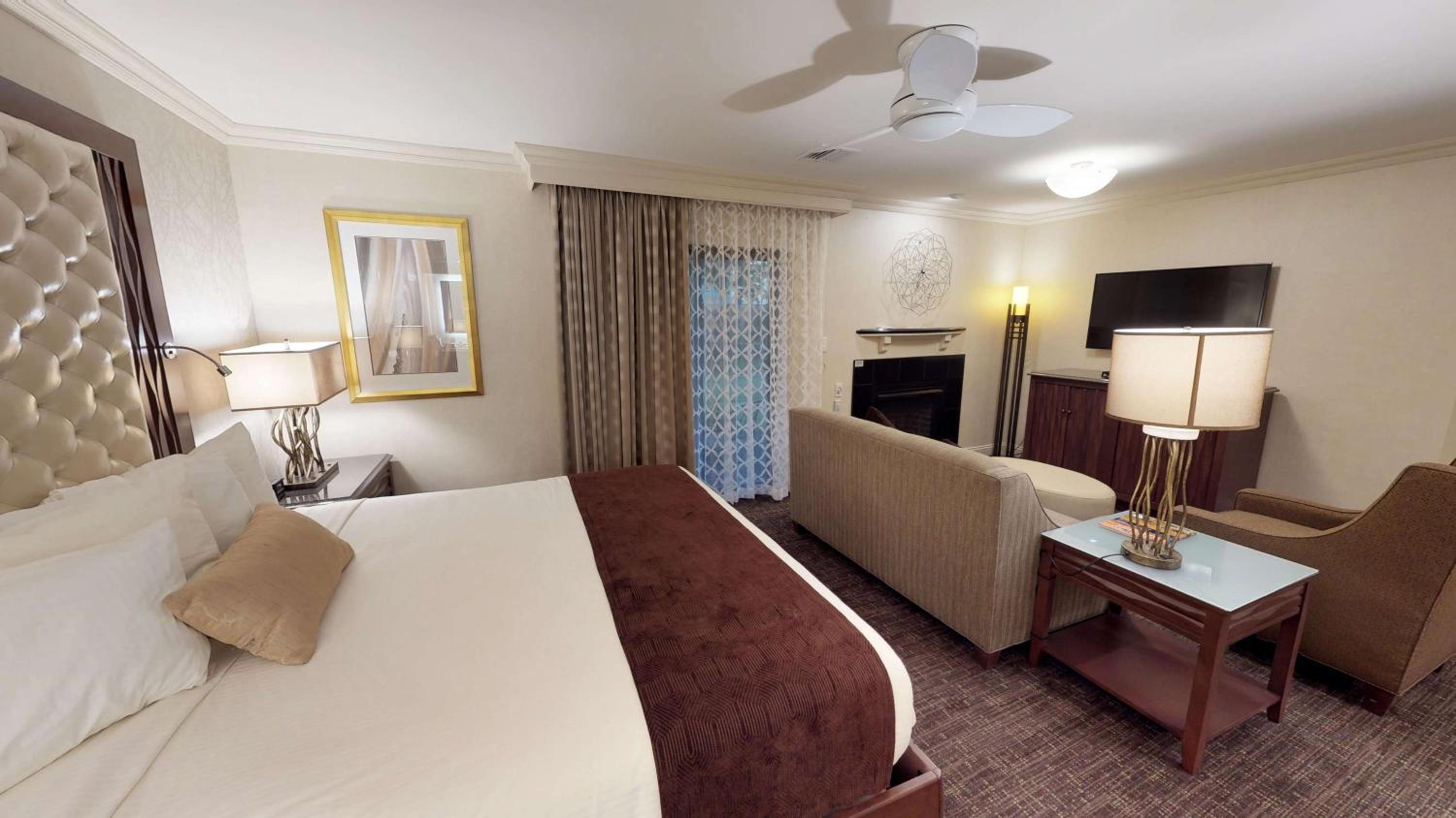 King Suite with Bunk Beds - Photo 1