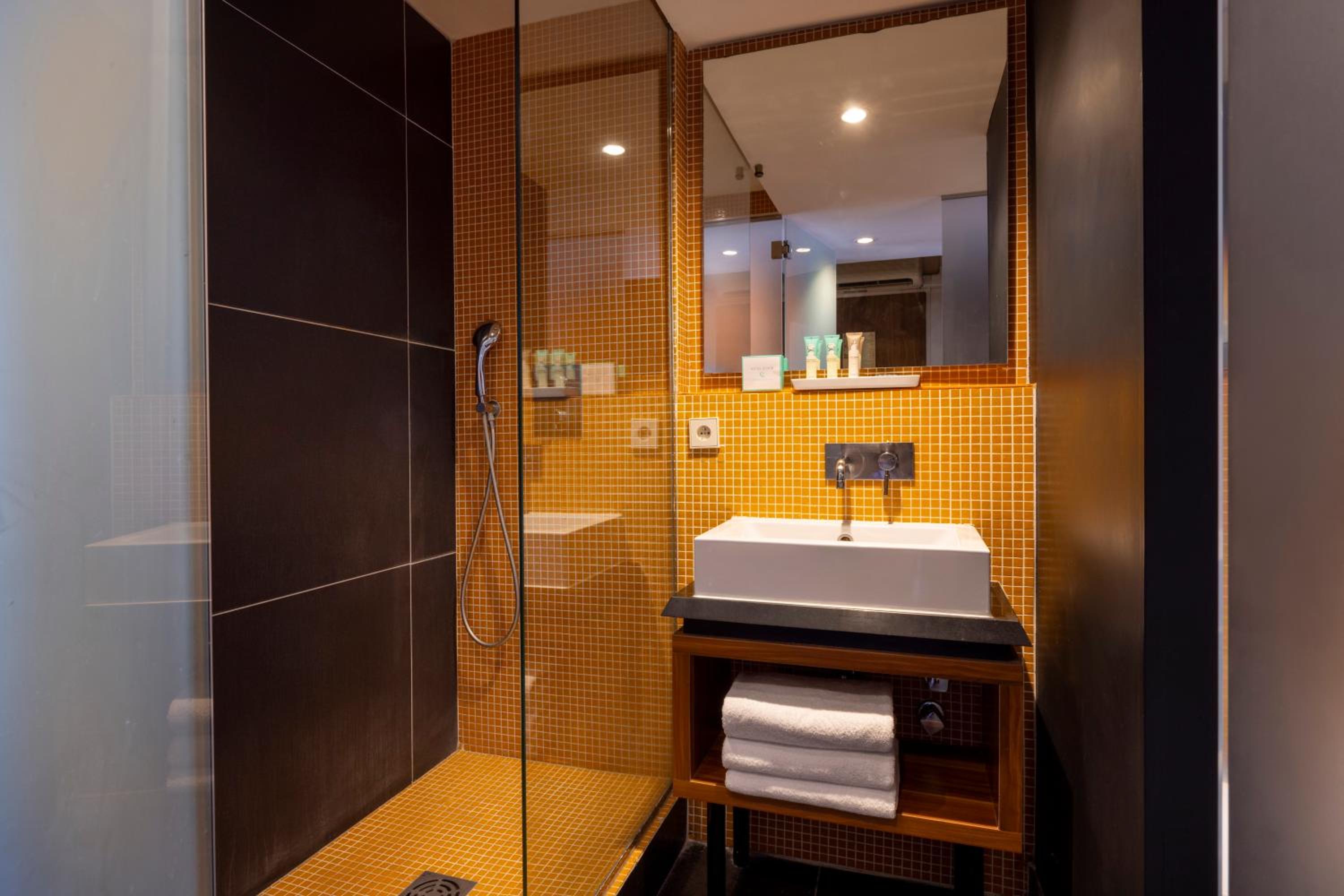 Suite with Balcony photo 3