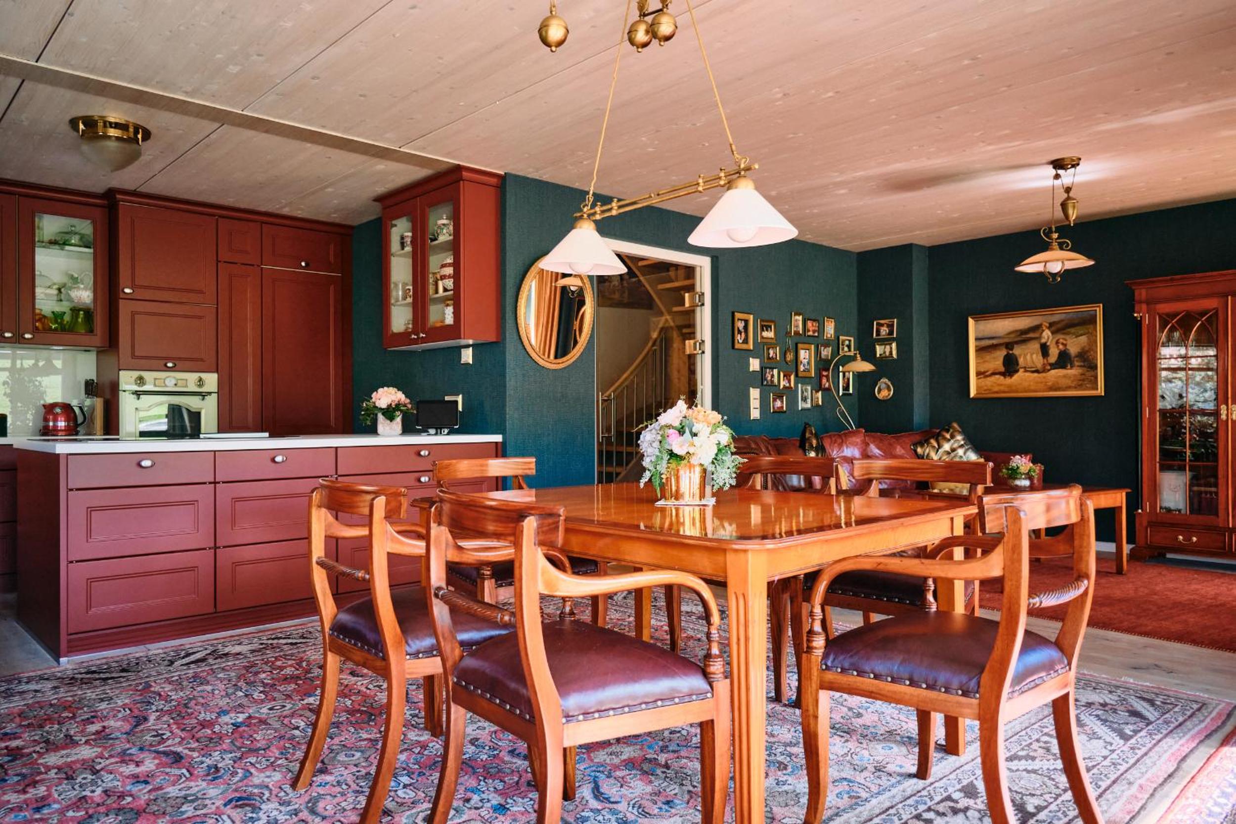 Villa photo 2