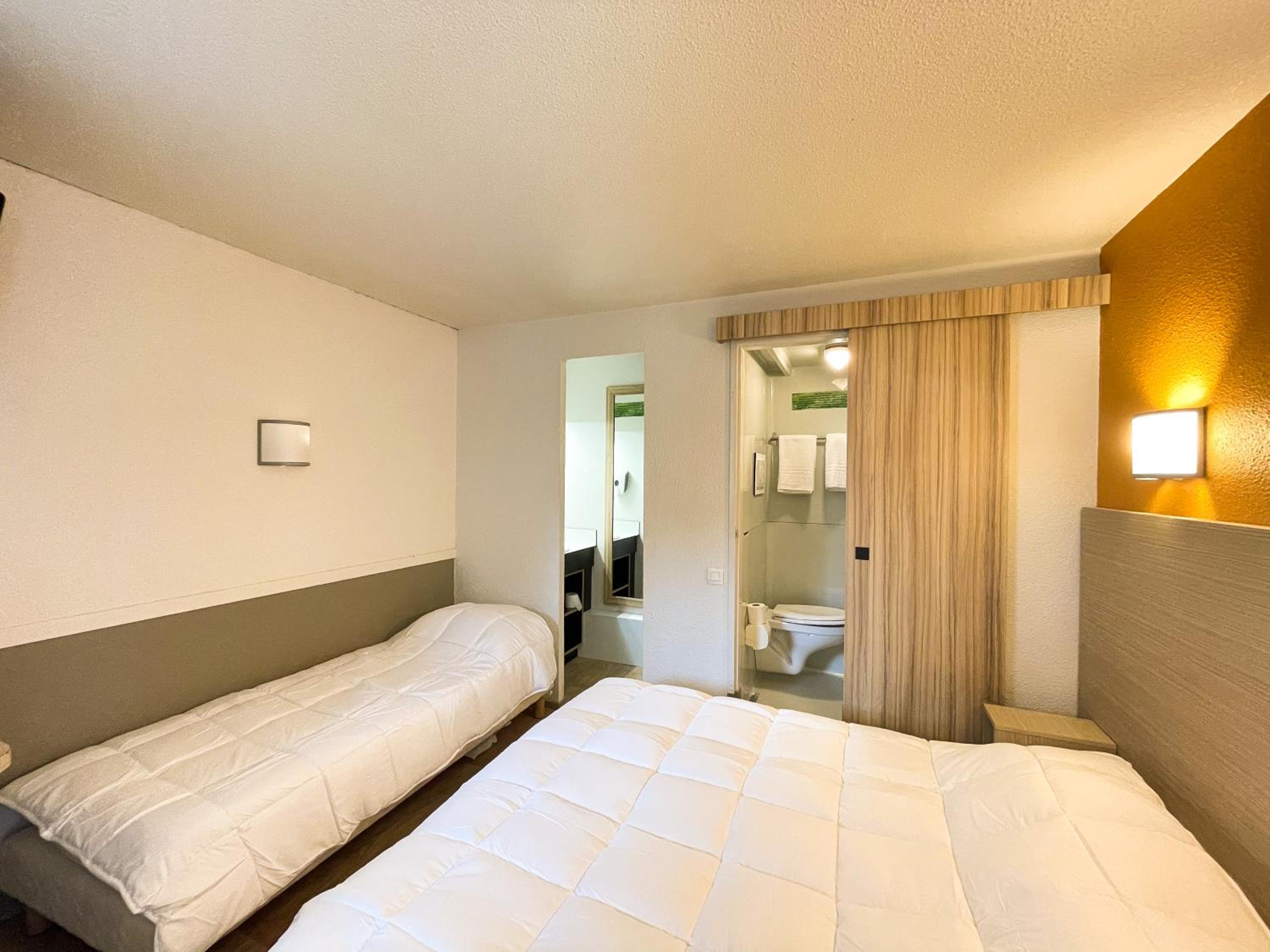 Triple Room - Photo 7