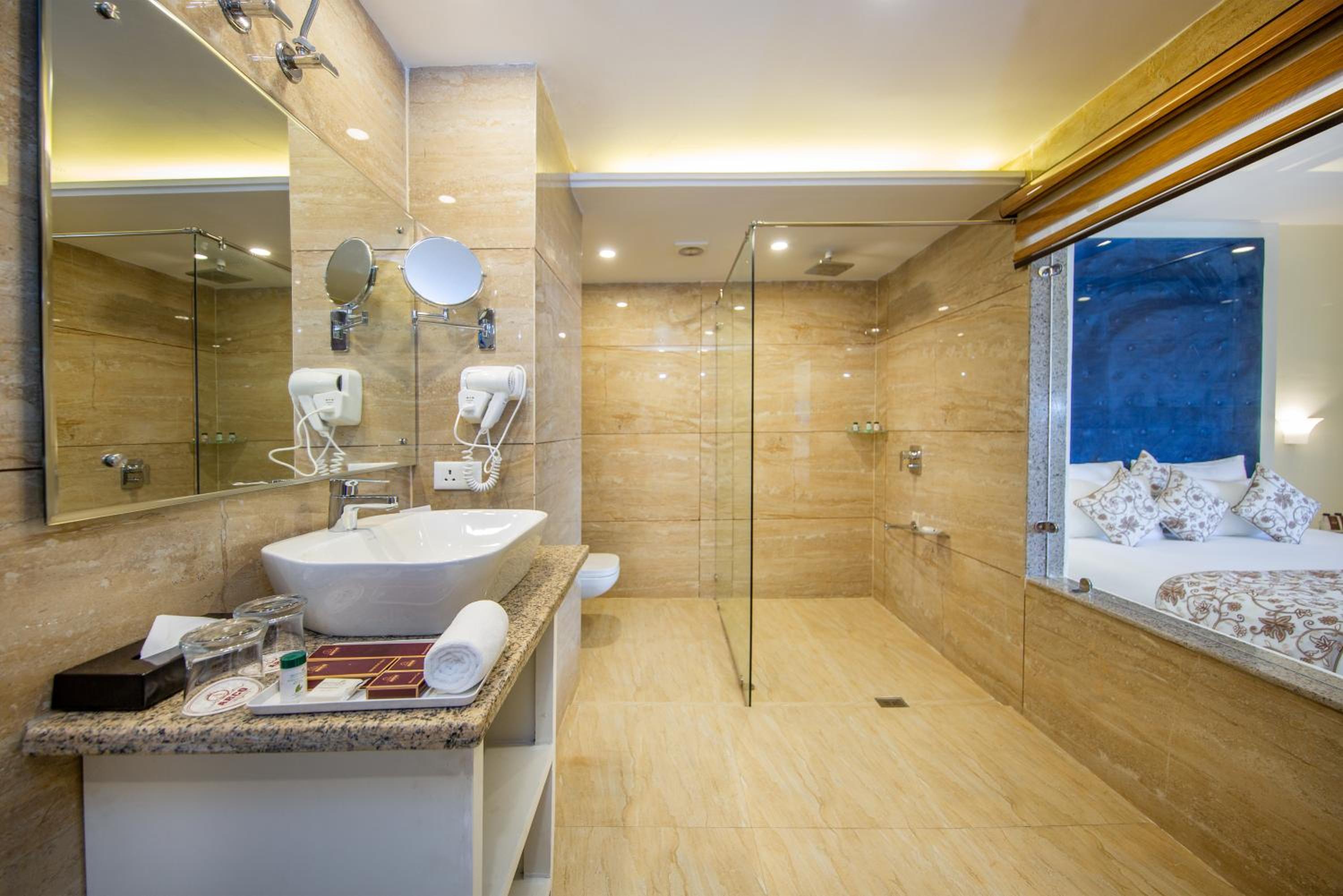 Premium Room (Centrally Heated) photo 2