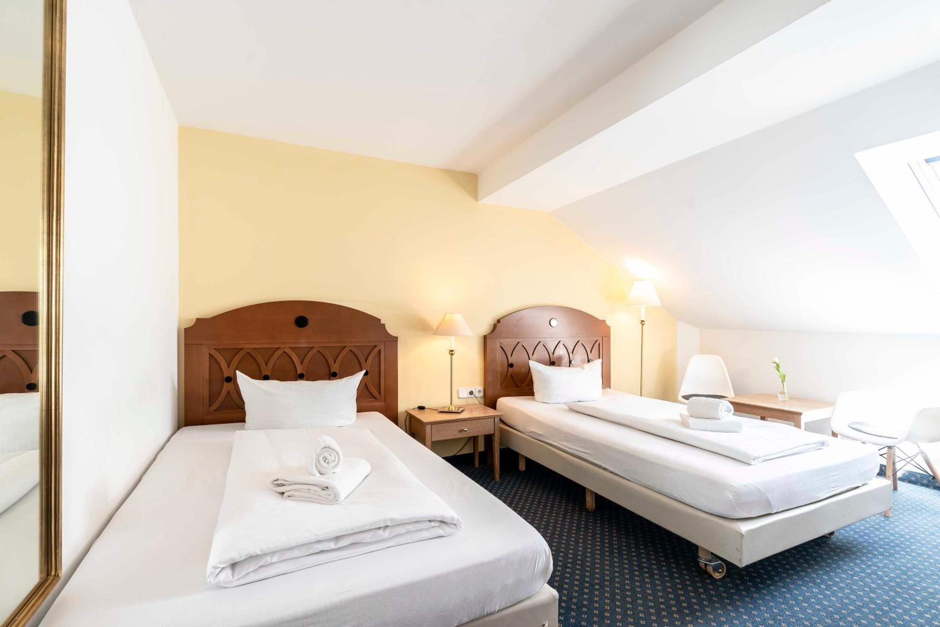 Double Room - Photo 4