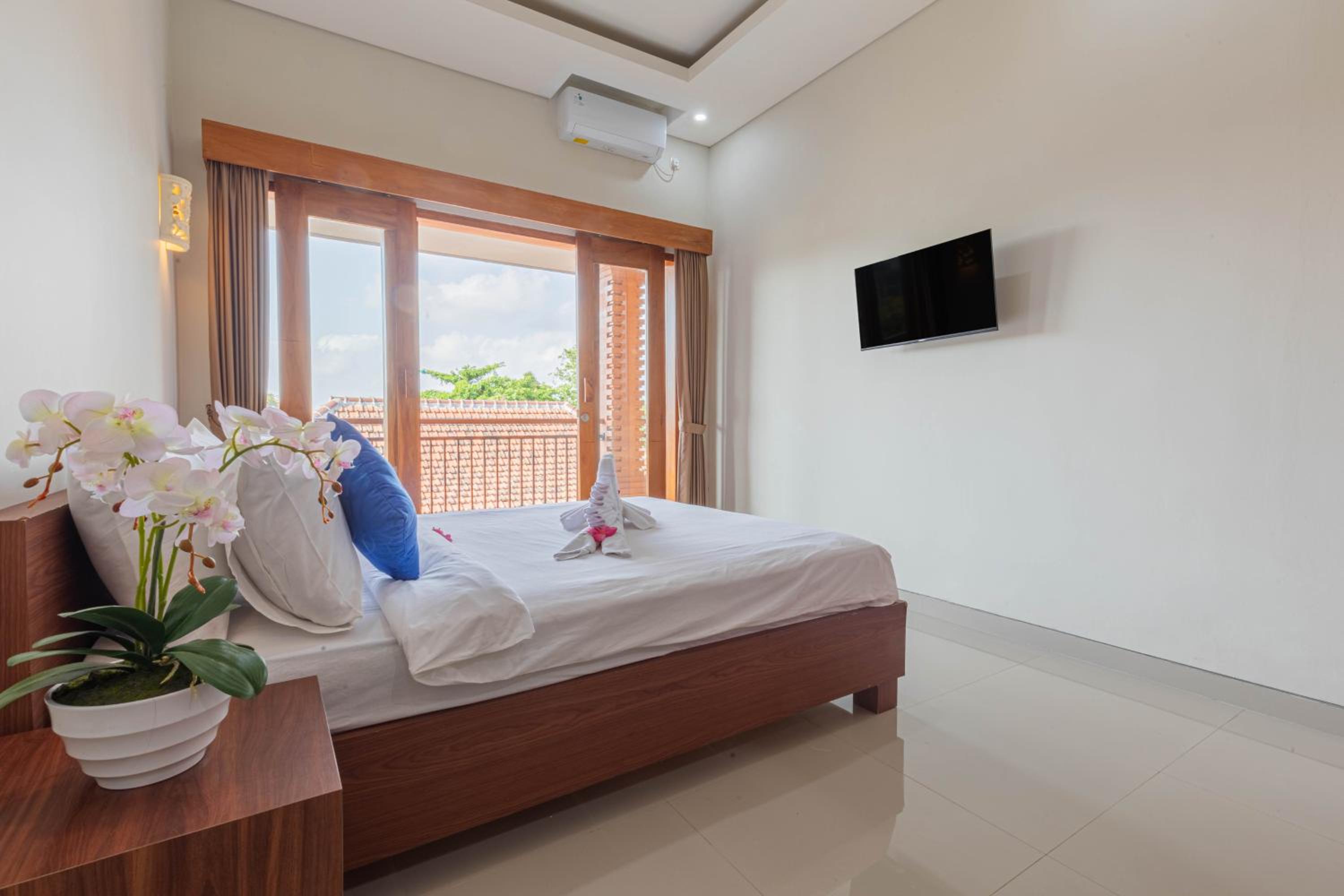 Deluxe Double Room - Photo 41