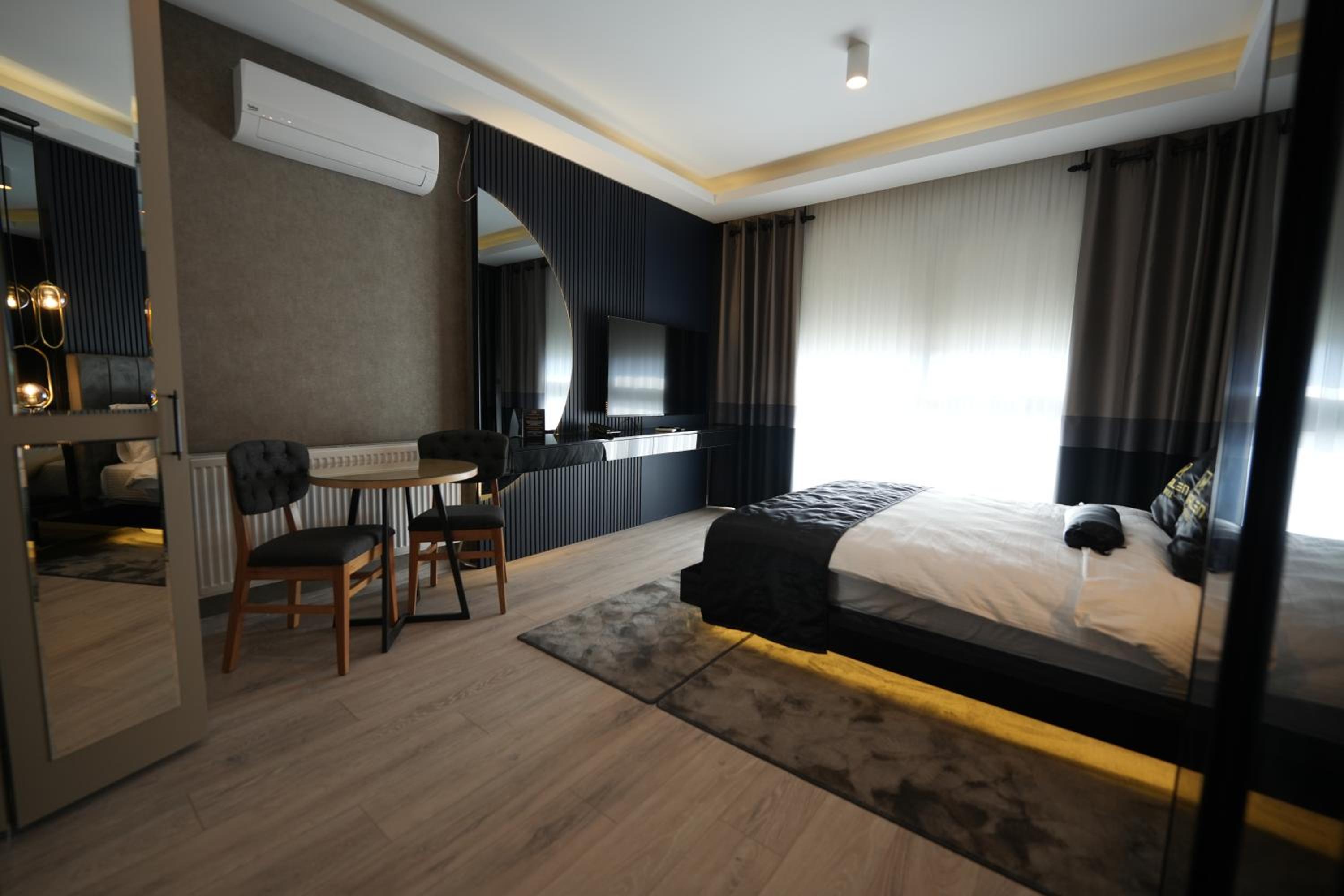 Standard Double Room - Photo 5