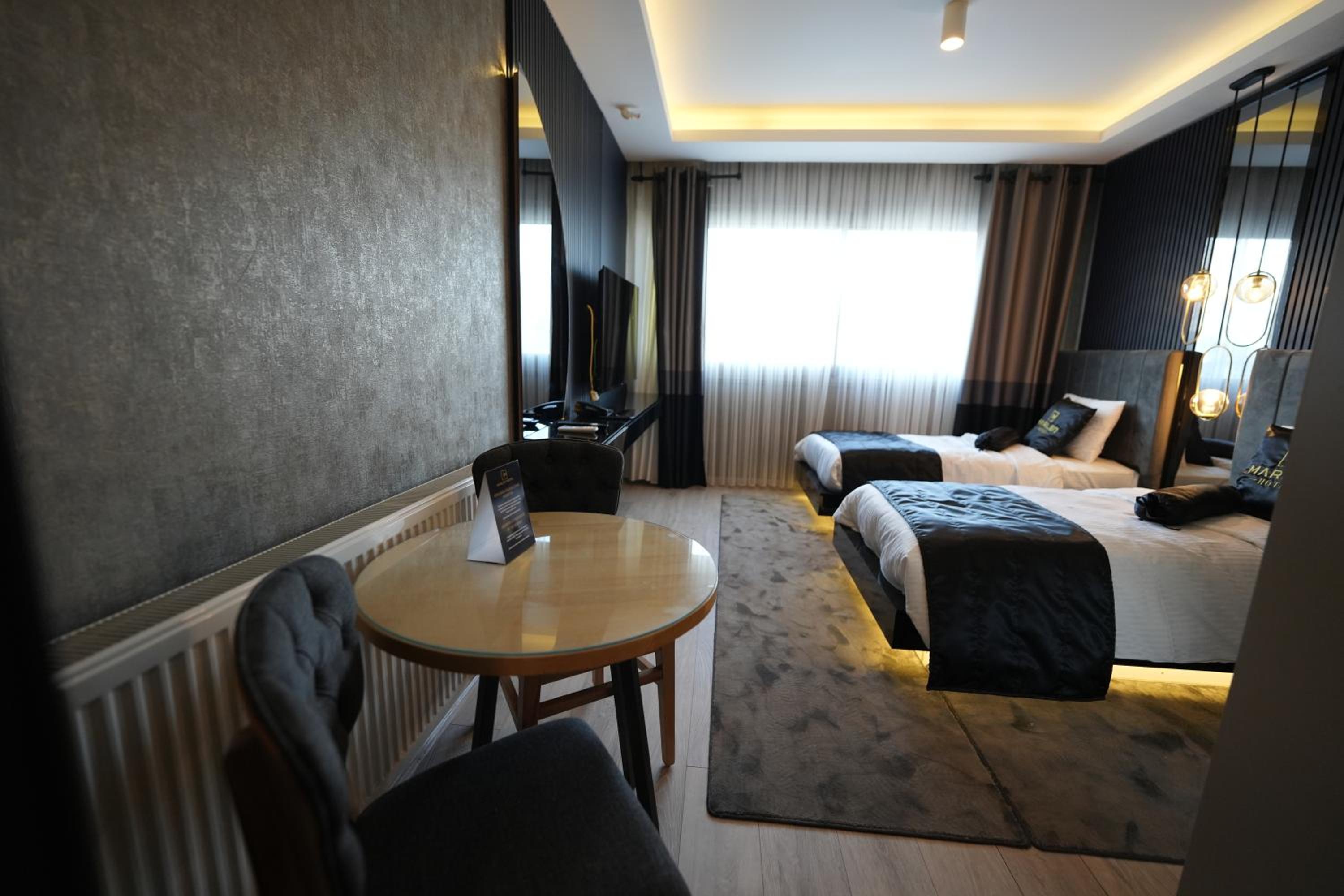 Standard Double Room with Two Double Beds - Photo 4