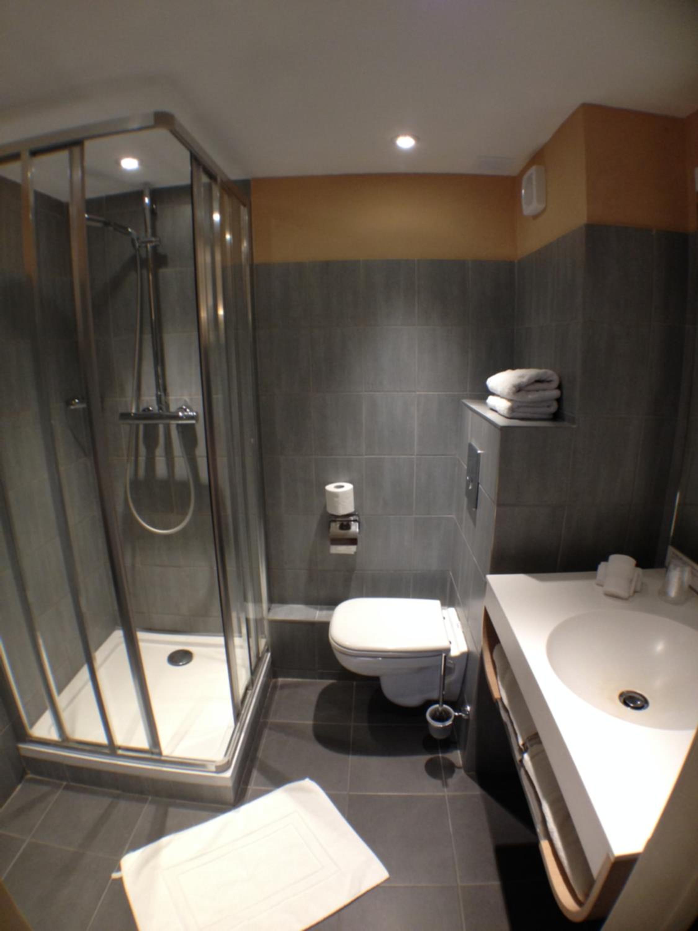 Standard Twin Room photo 2