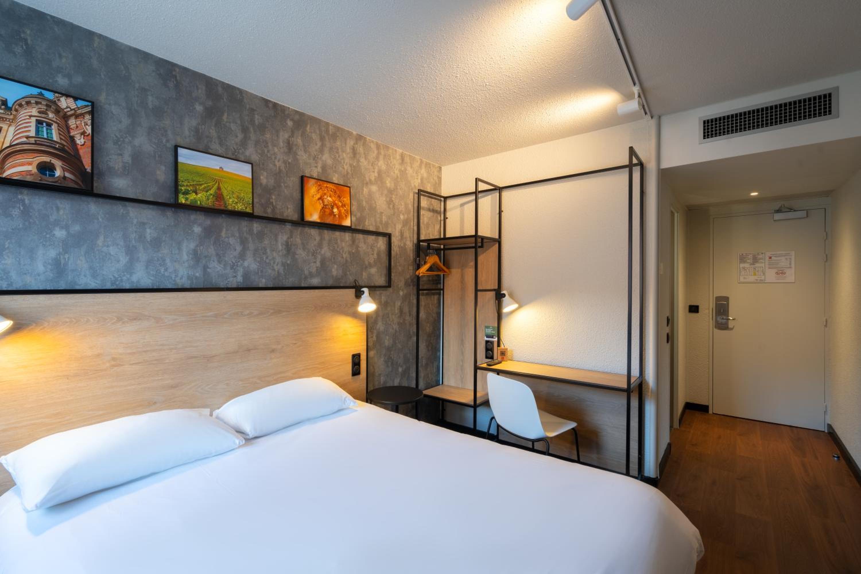 Standard Room - Photo 5