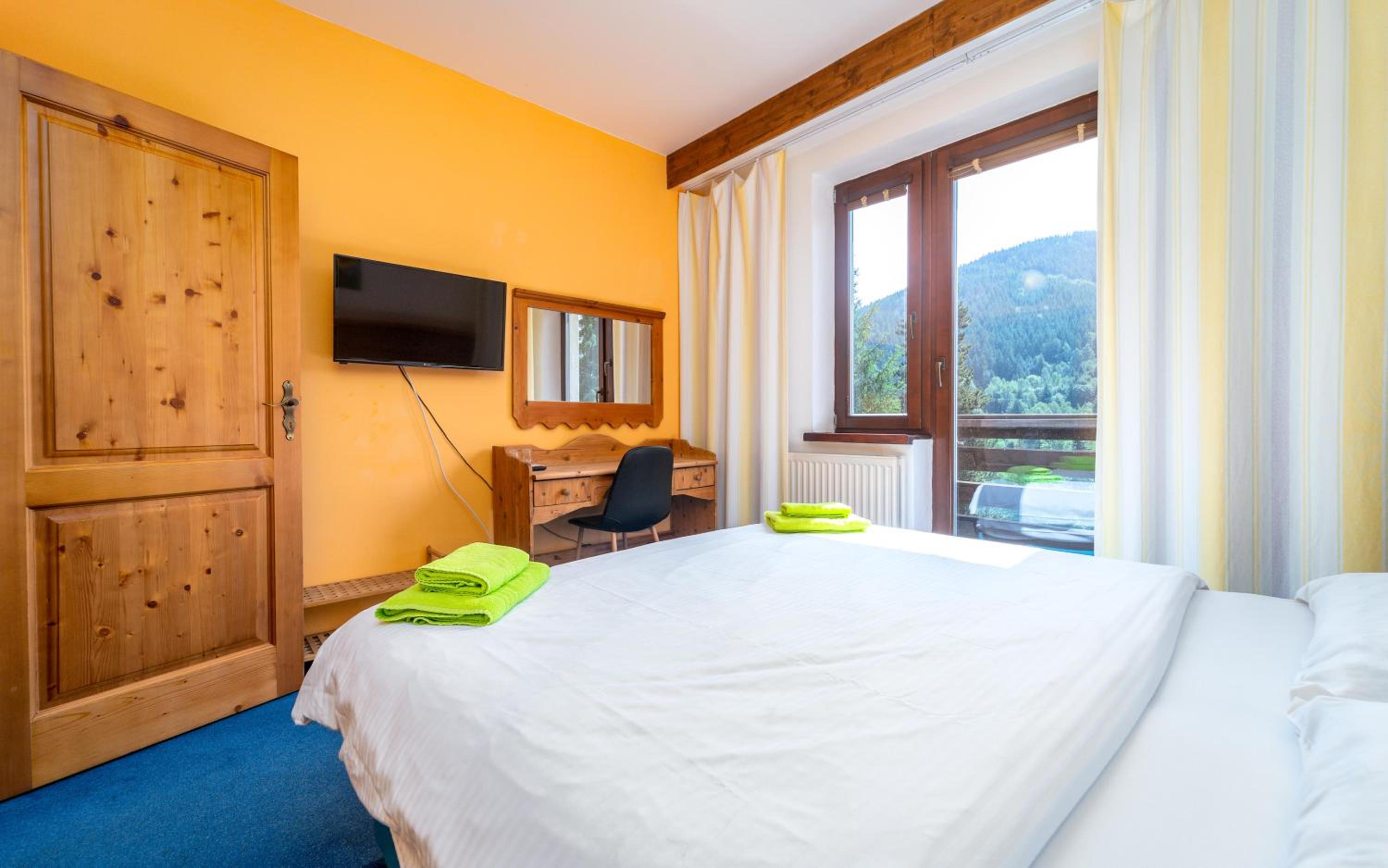 Standard Double Room - Photo 1