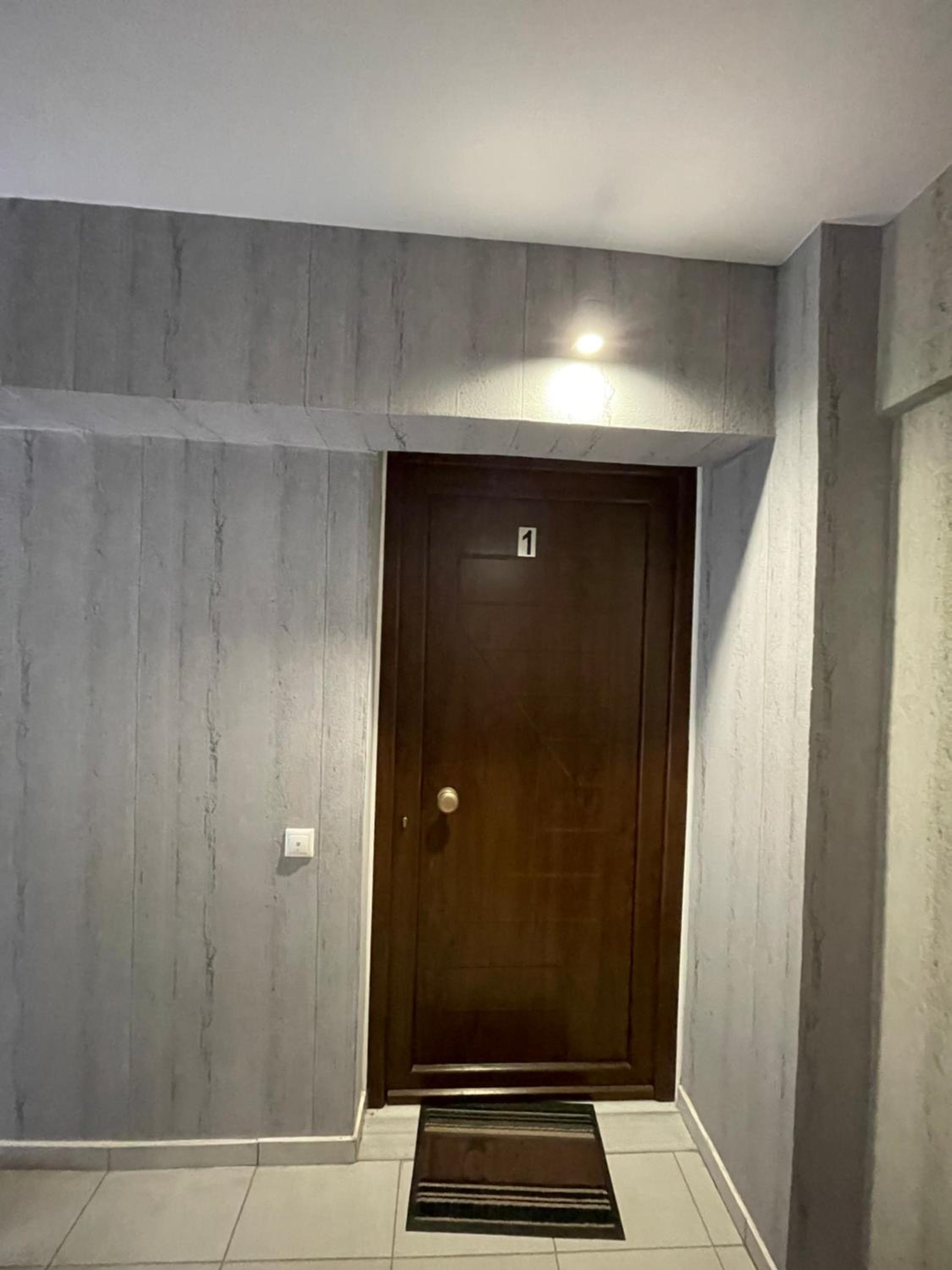 Deluxe Apartment photo 2