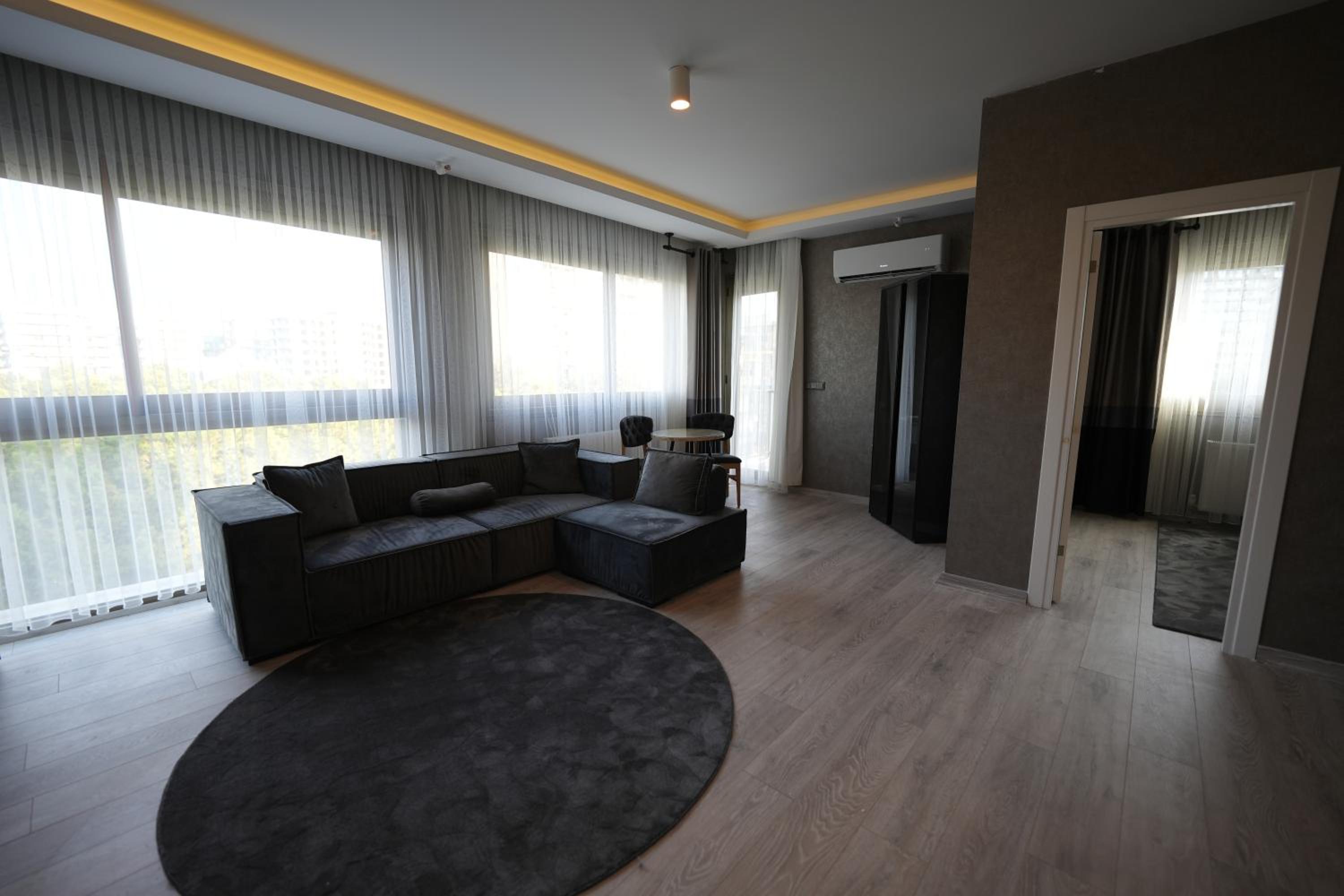 King Suite - Photo 7