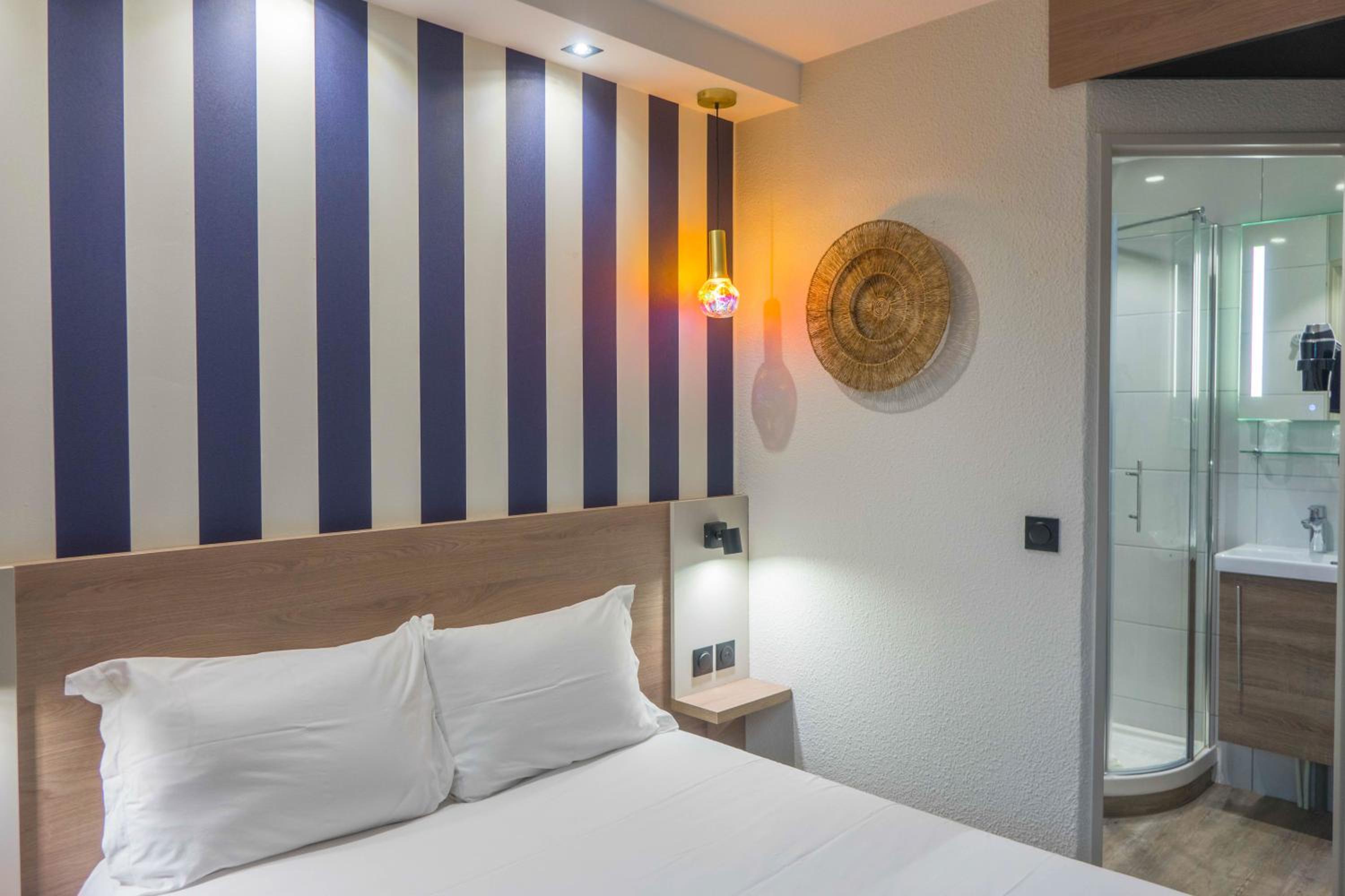 Standard Single Room - Disability Access photo 2