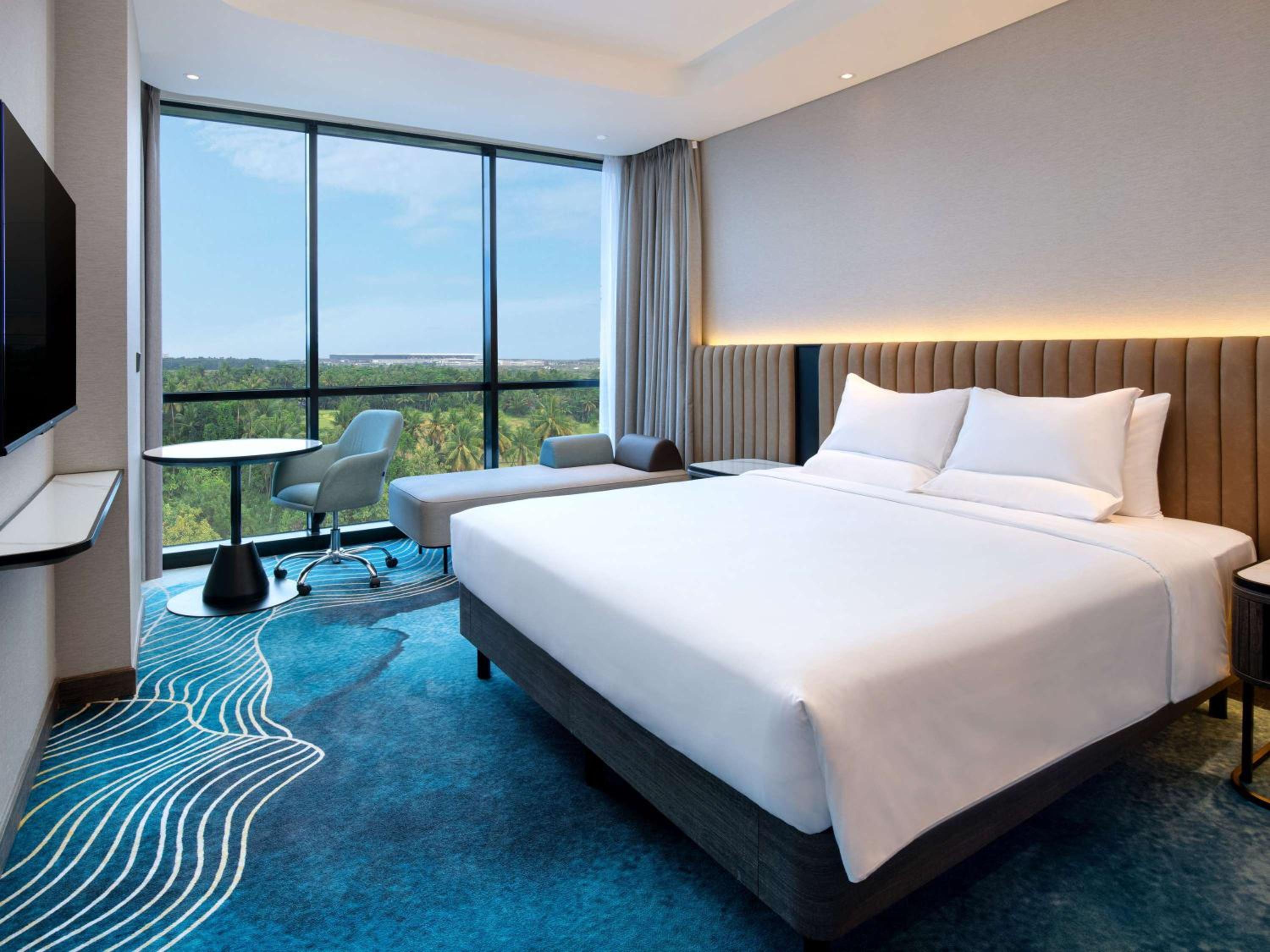 Superior King Room - Photo 1