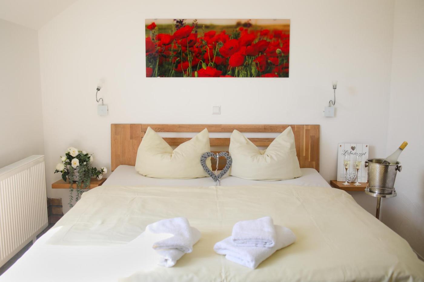 Double Room - Photo 1