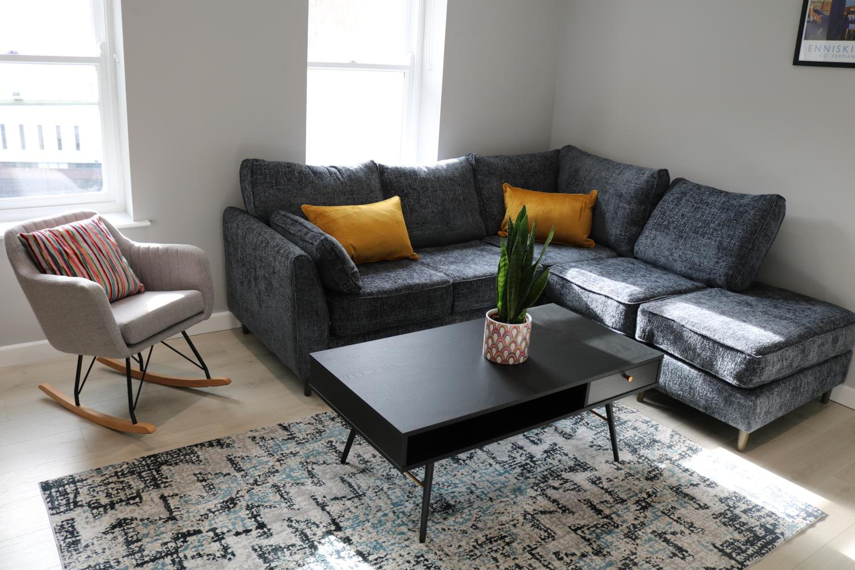 Three-Bedroom Apartment photo 1