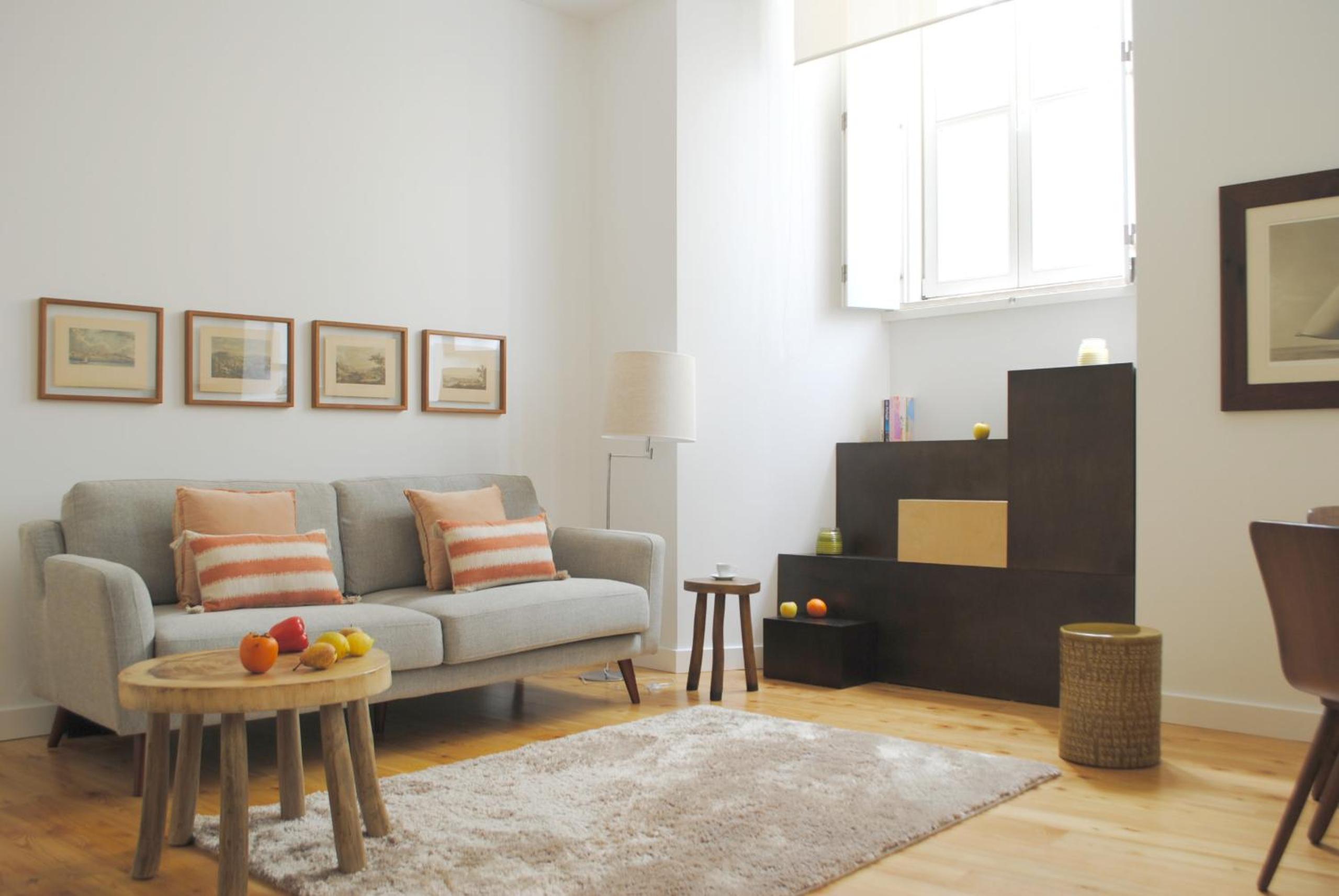 Apartment with Terrace photo 2