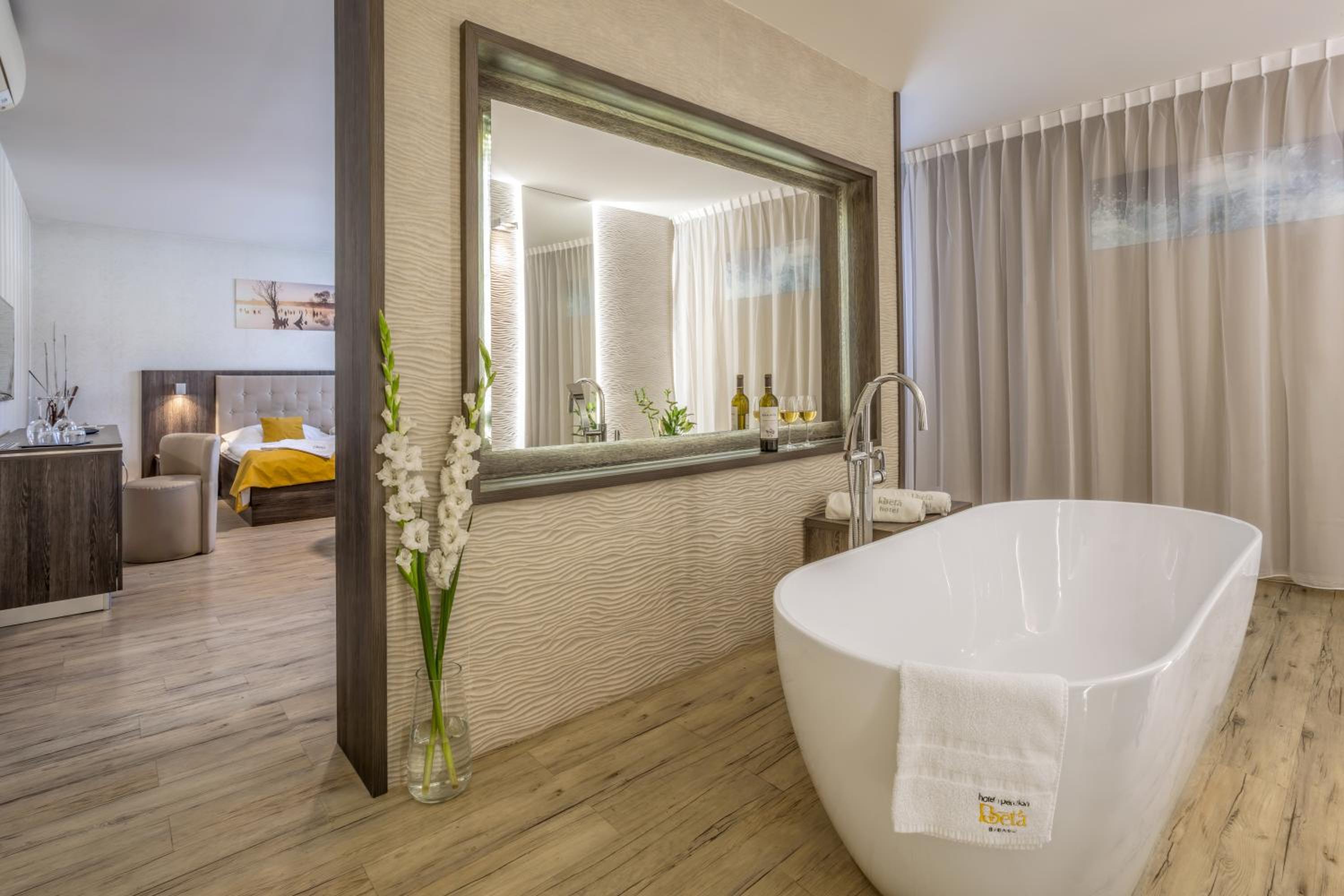 Suite photo 3