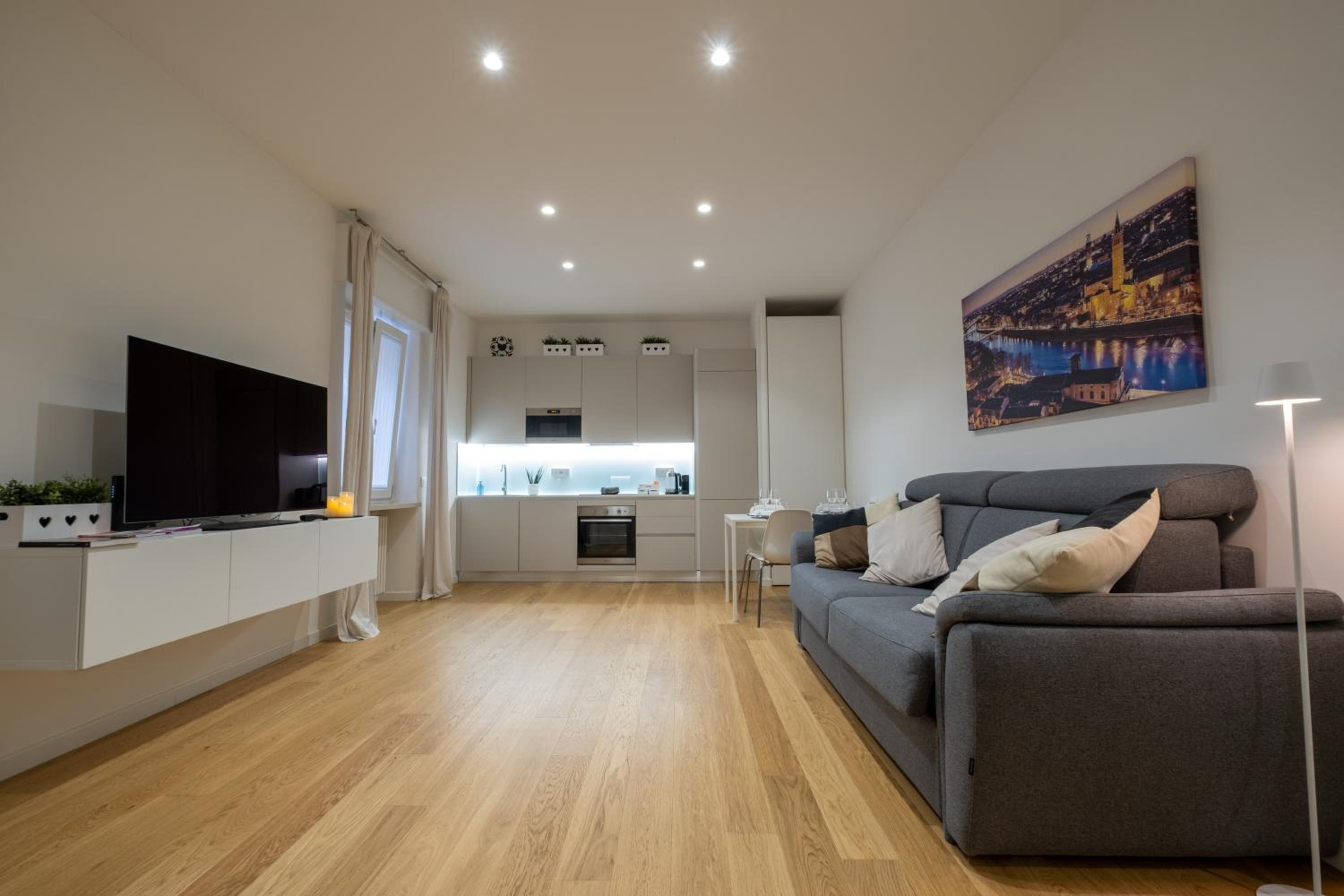One-Bedroom Apartment