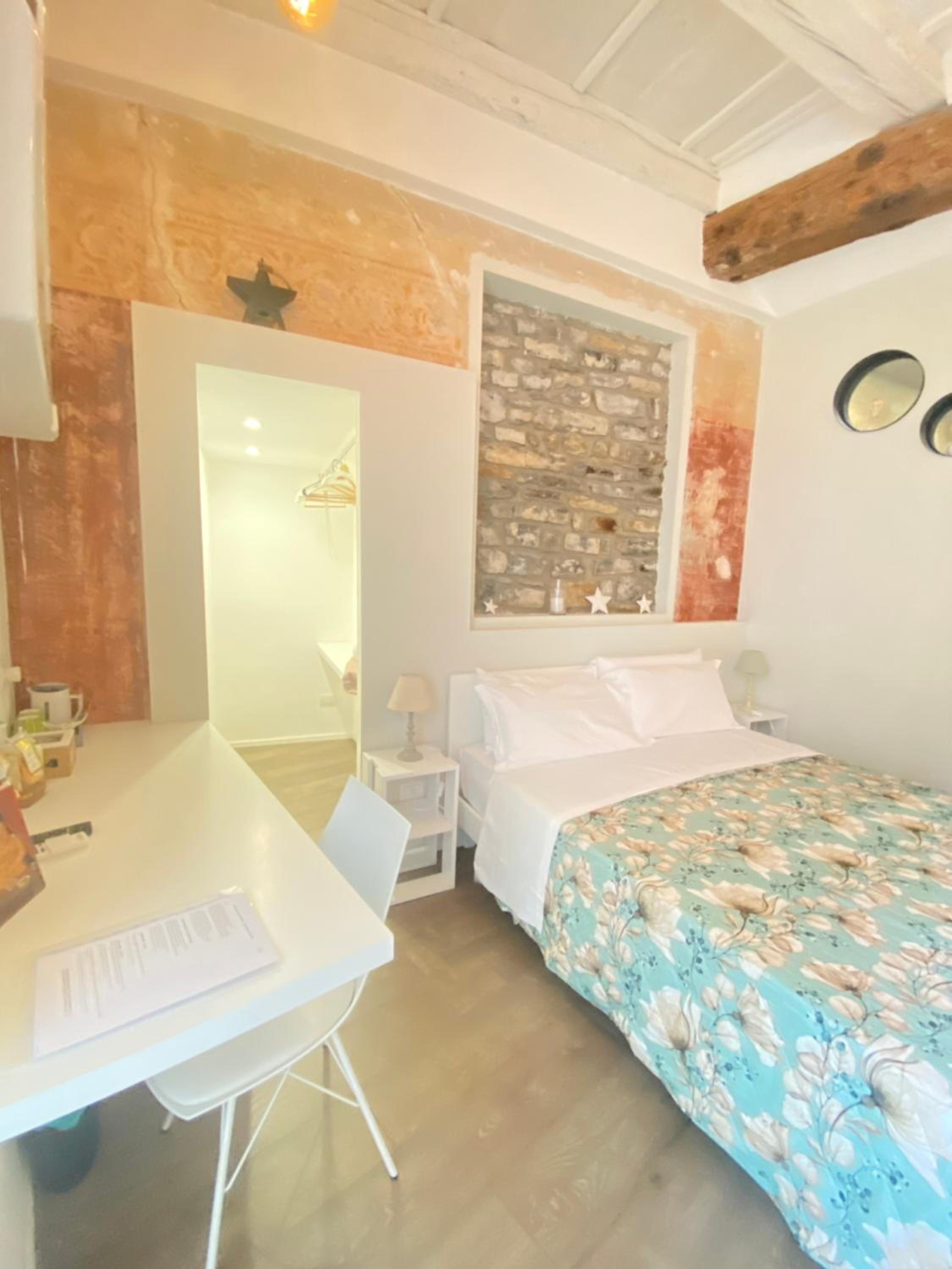 Junior Suite with Balcony photo 1