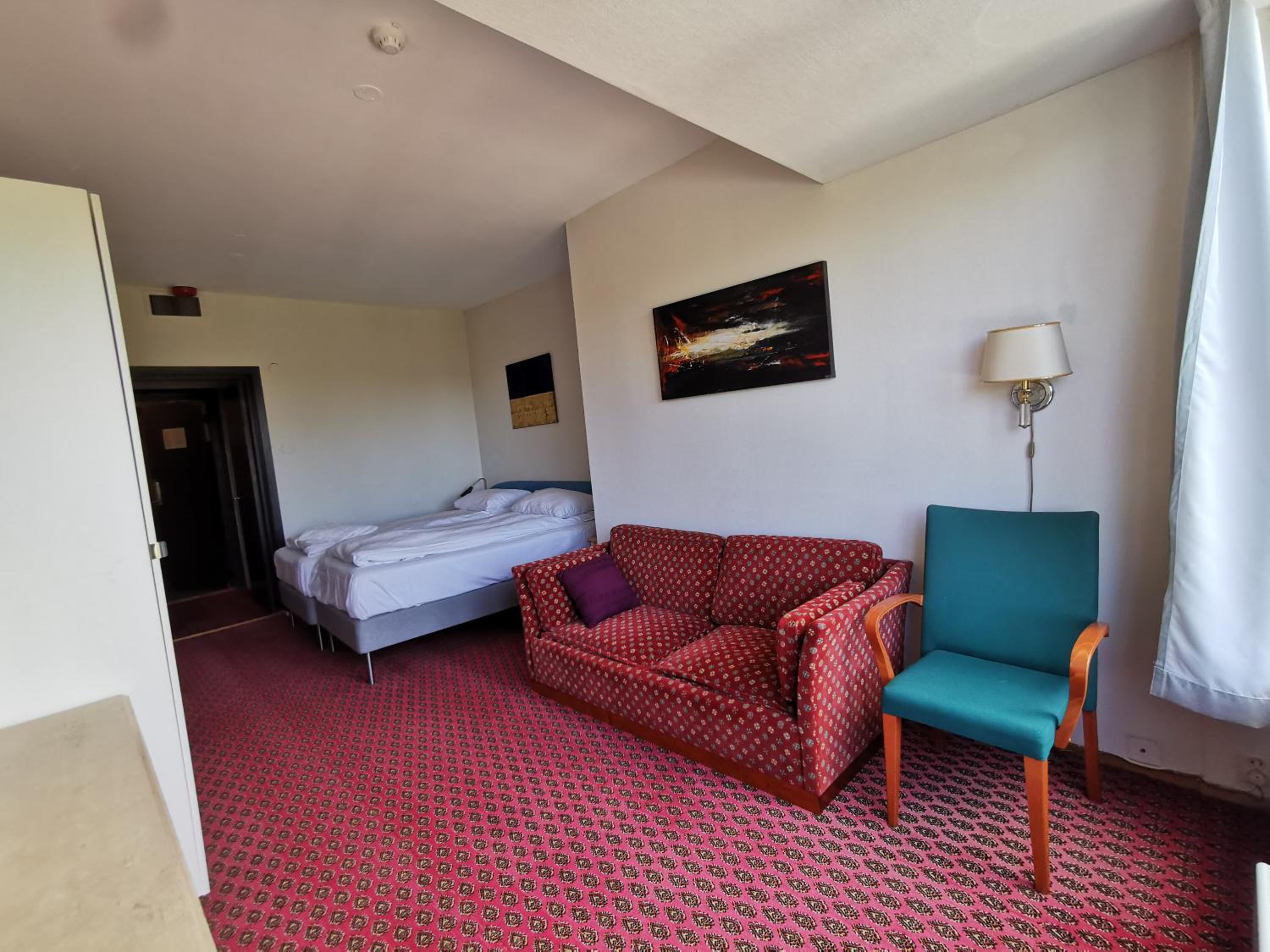 Double Room - Photo 3