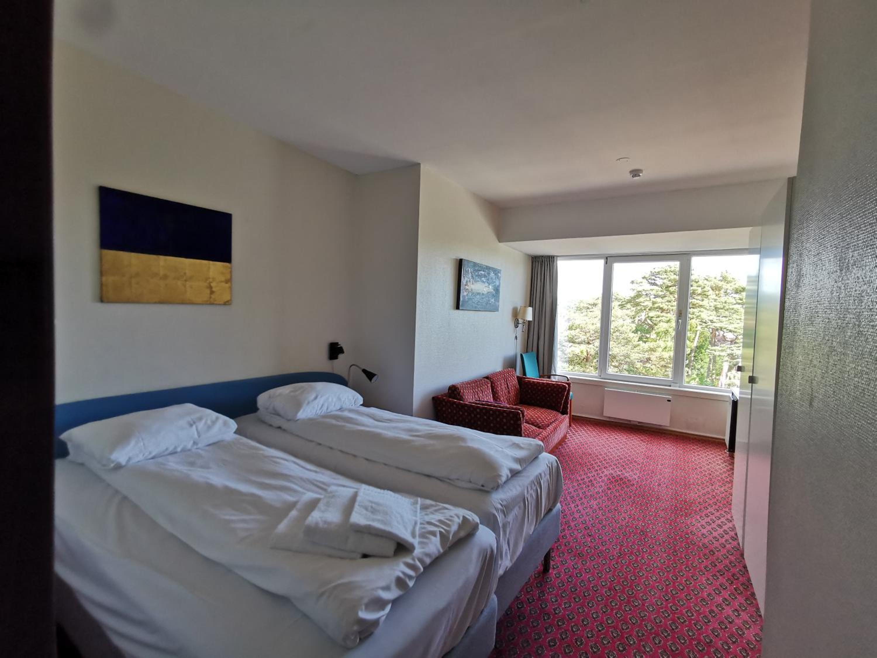 Double Room - Photo 11