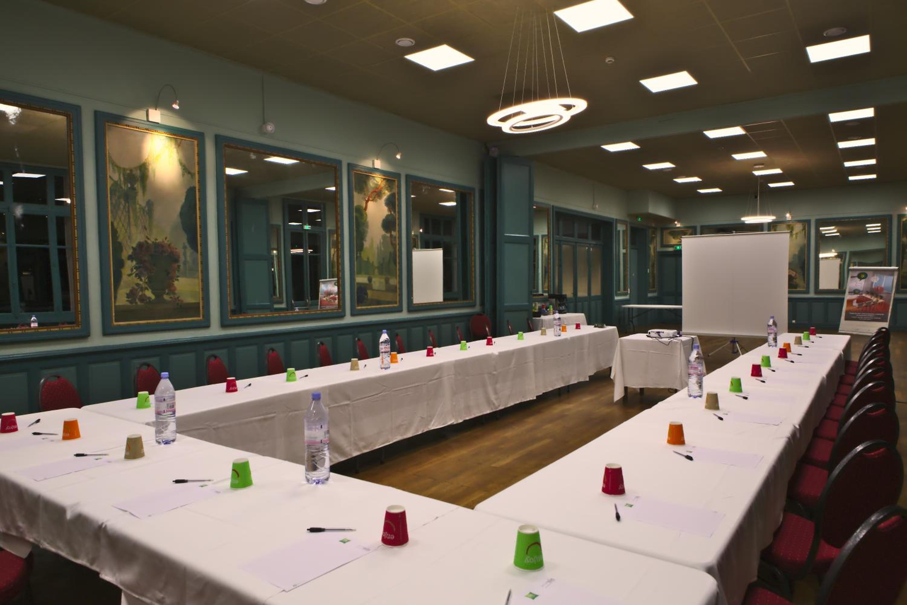 Standard Twin Room - Photo 4