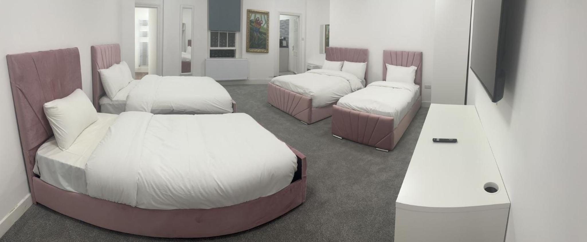 One-Bedroom Suite