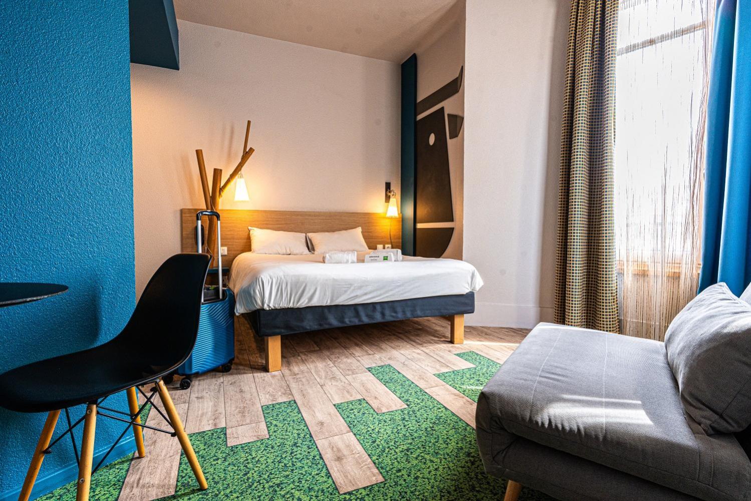 Standard Double Room with Sofa Bed - Photo 1