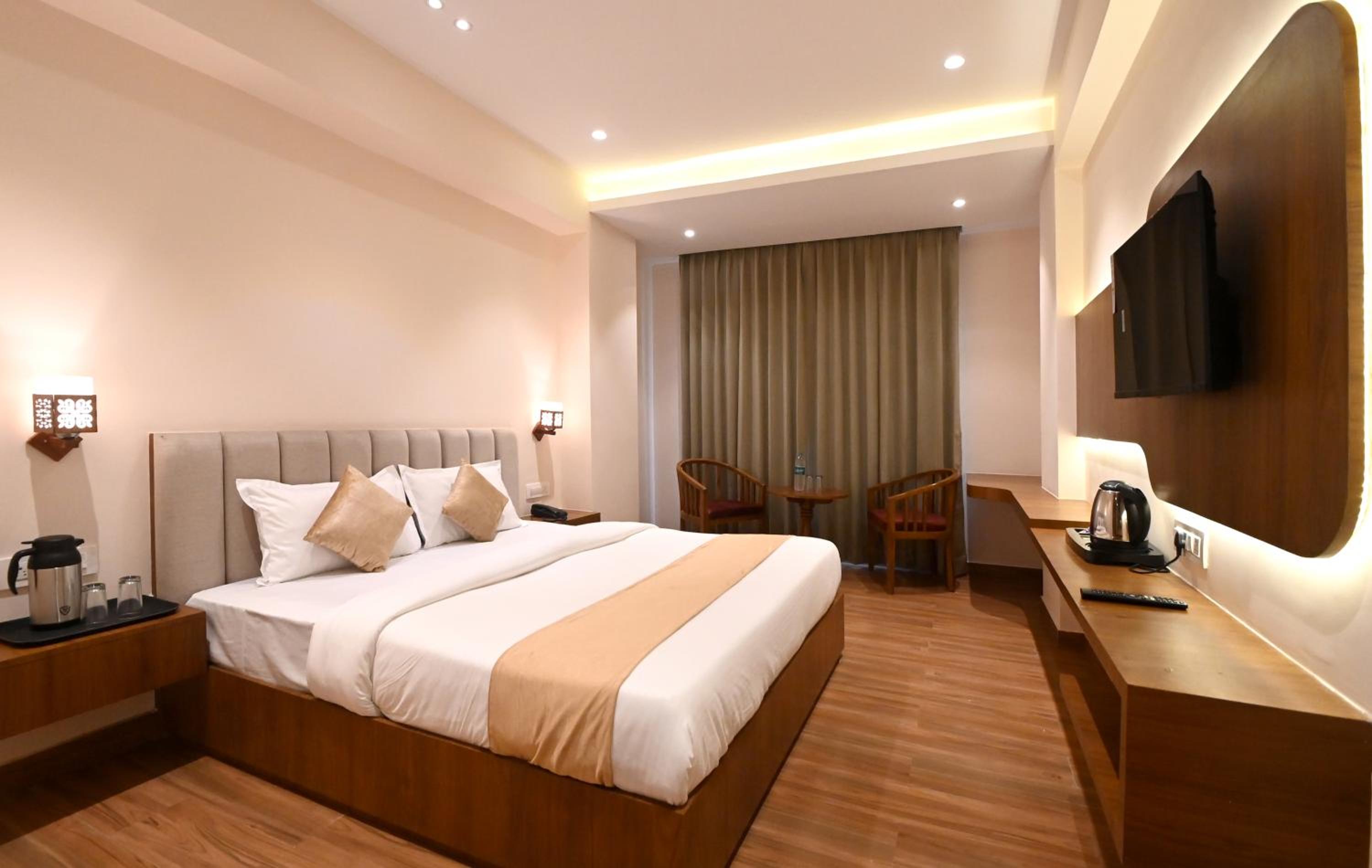 Suite with City View photo 1