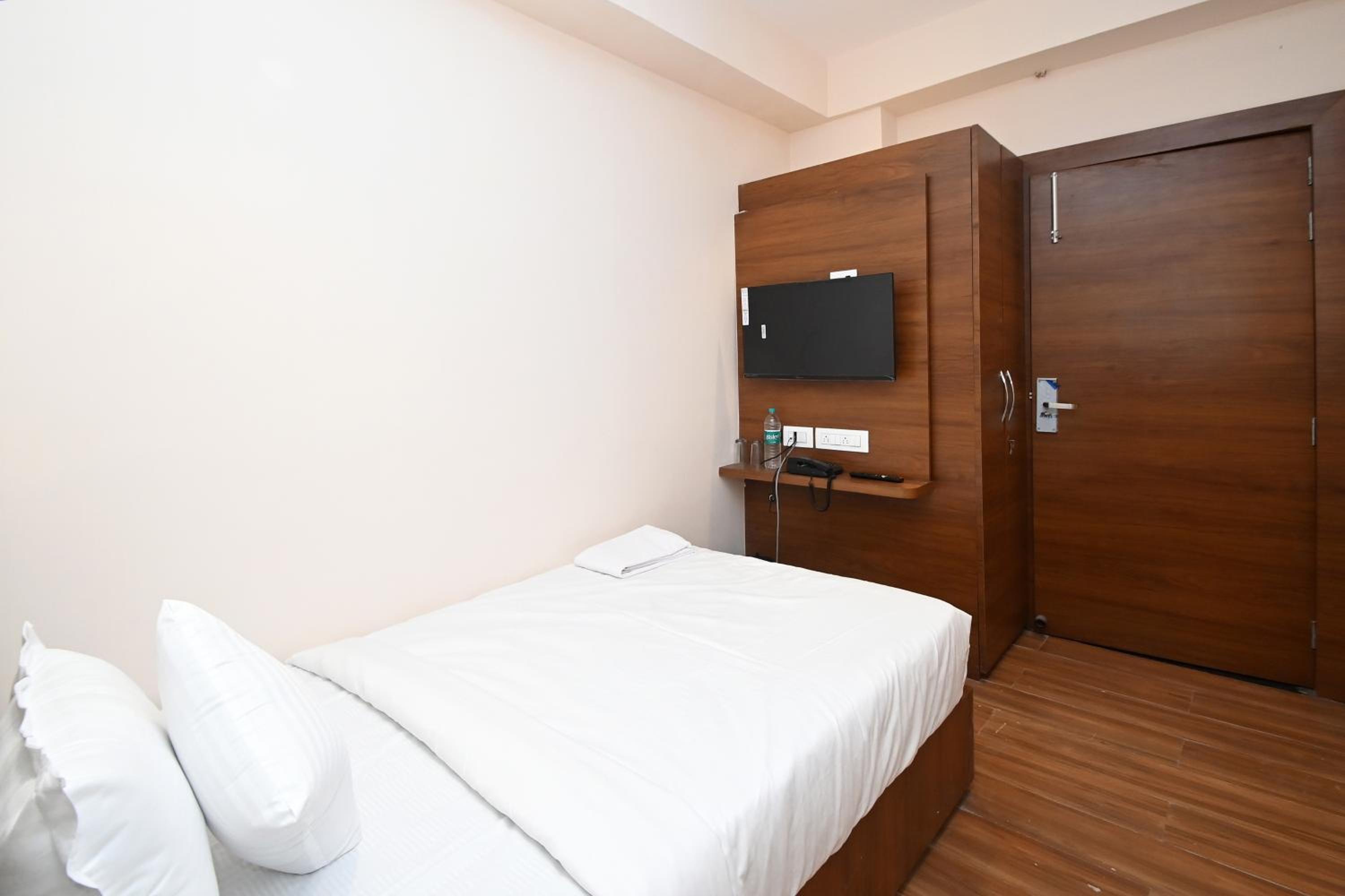 Standard Single Room photo 2