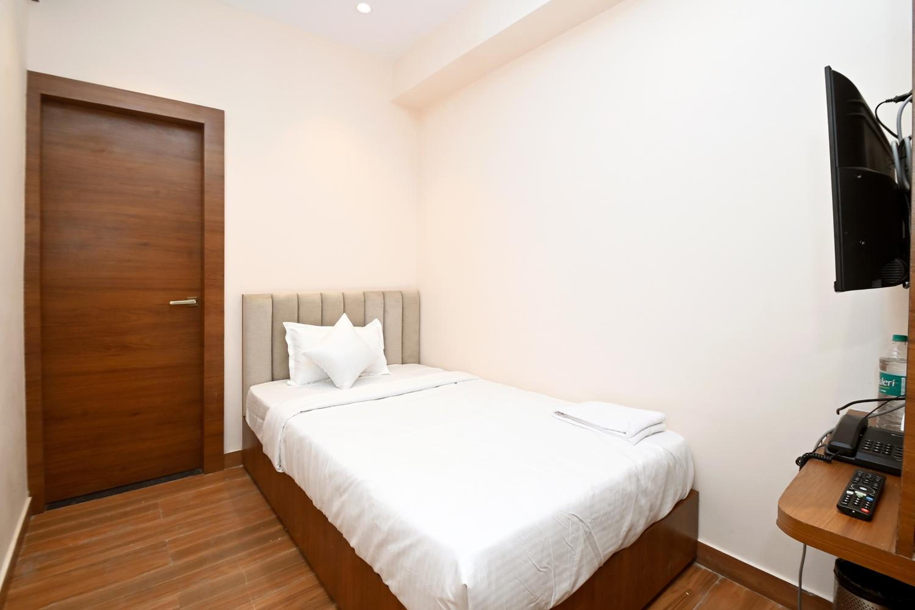 Standard Single Room photo 3