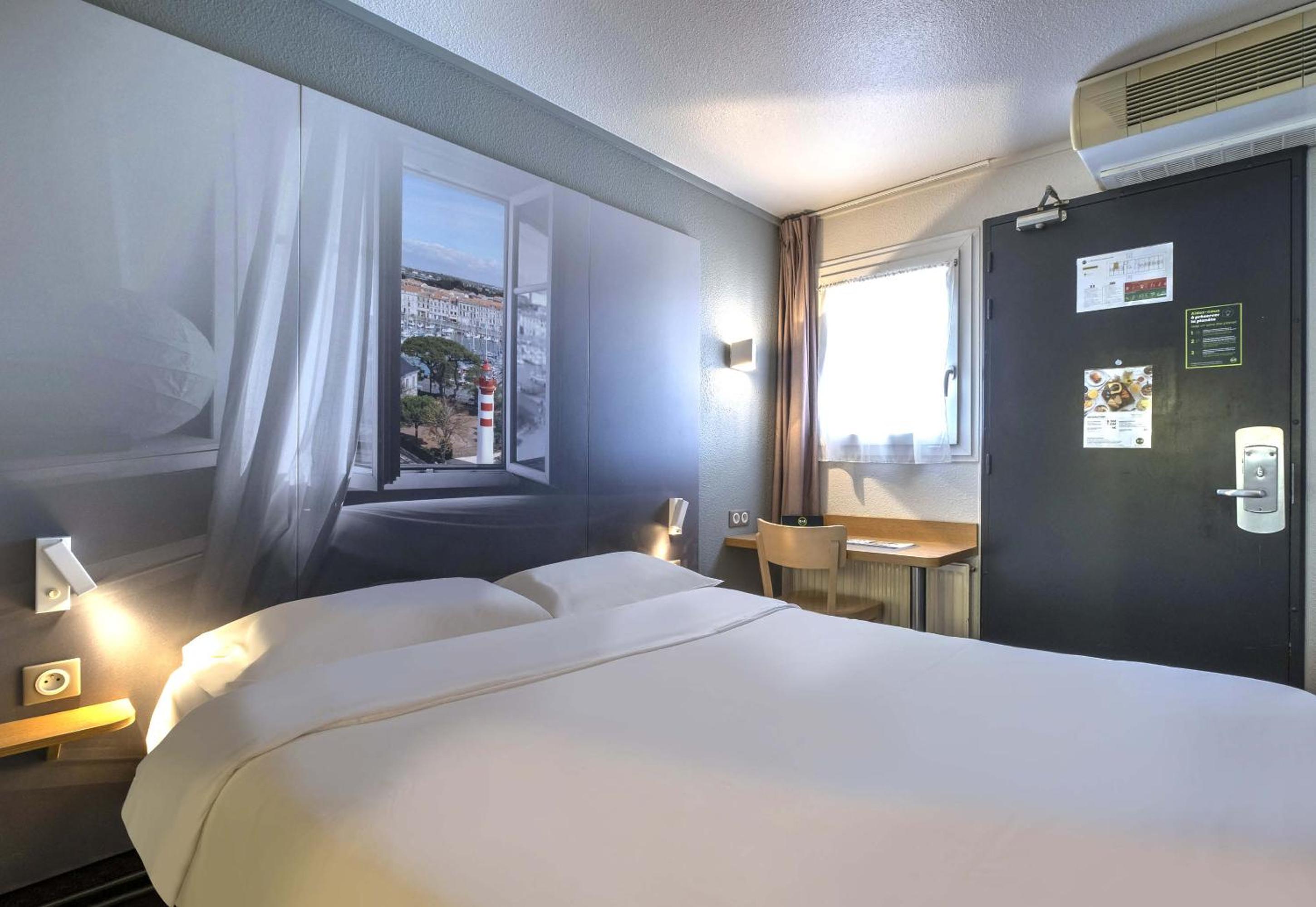 Double Room - Non-Smoking