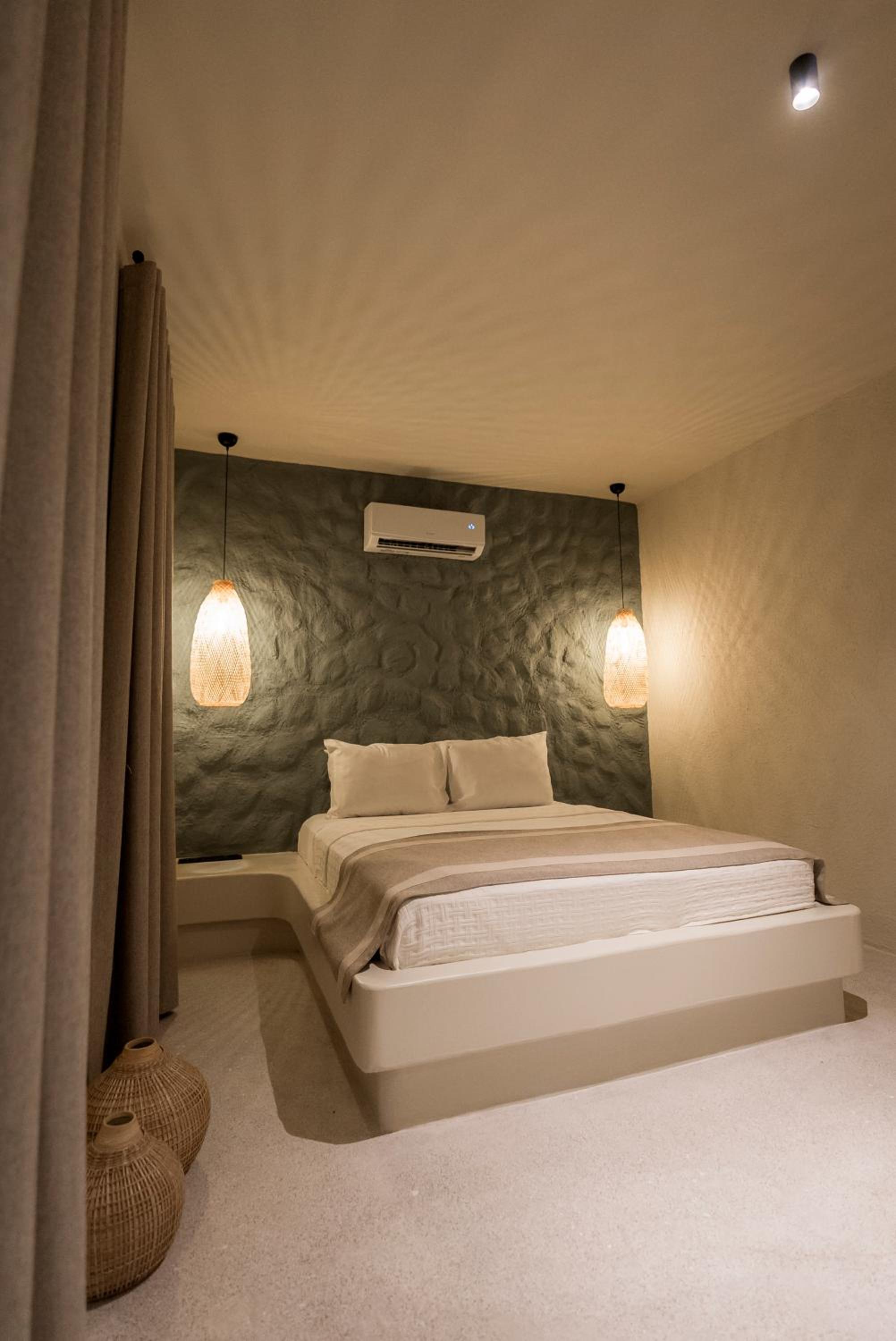 Budget Double Room photo 2
