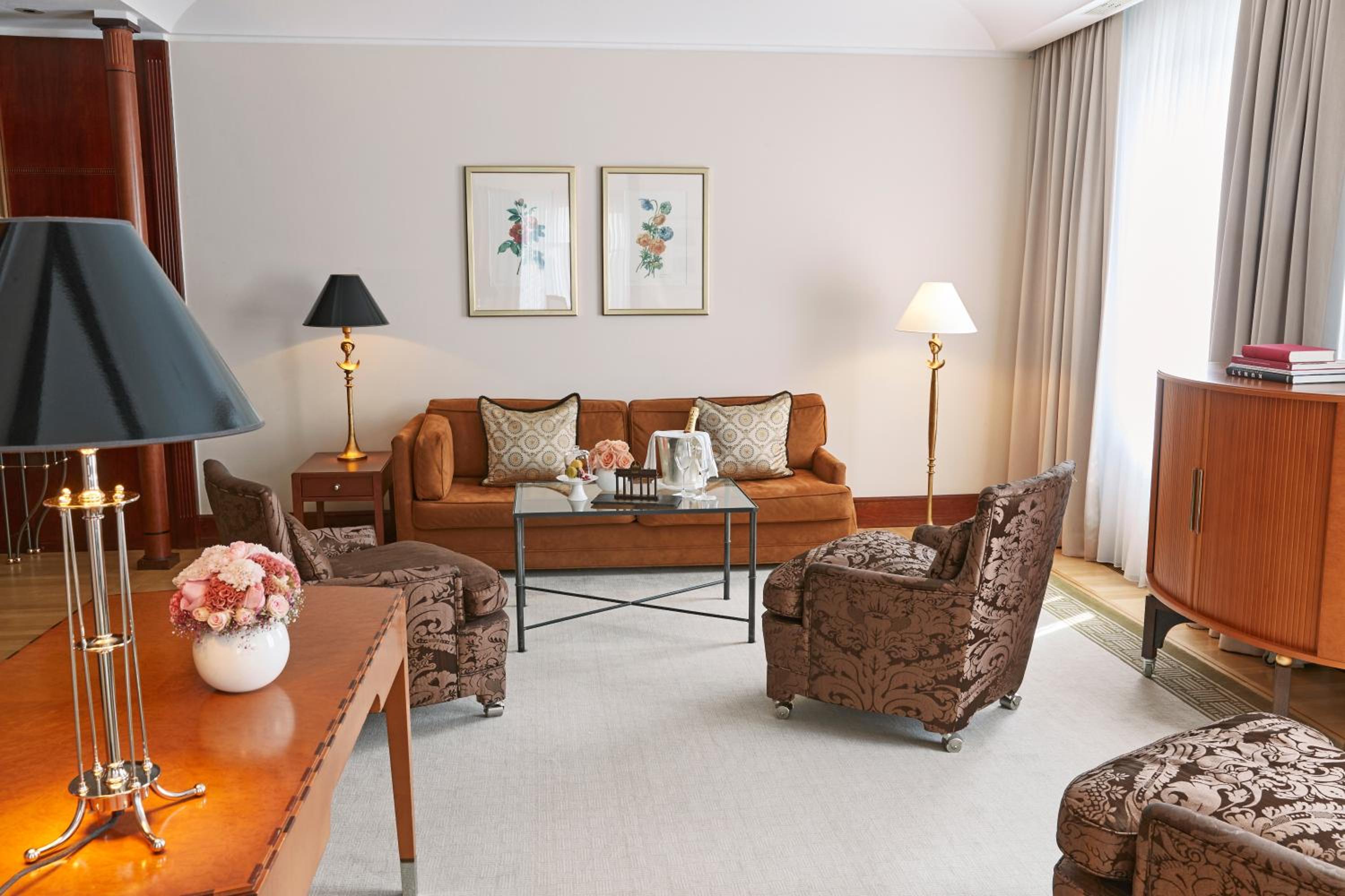 Brandenburg Gate Suite