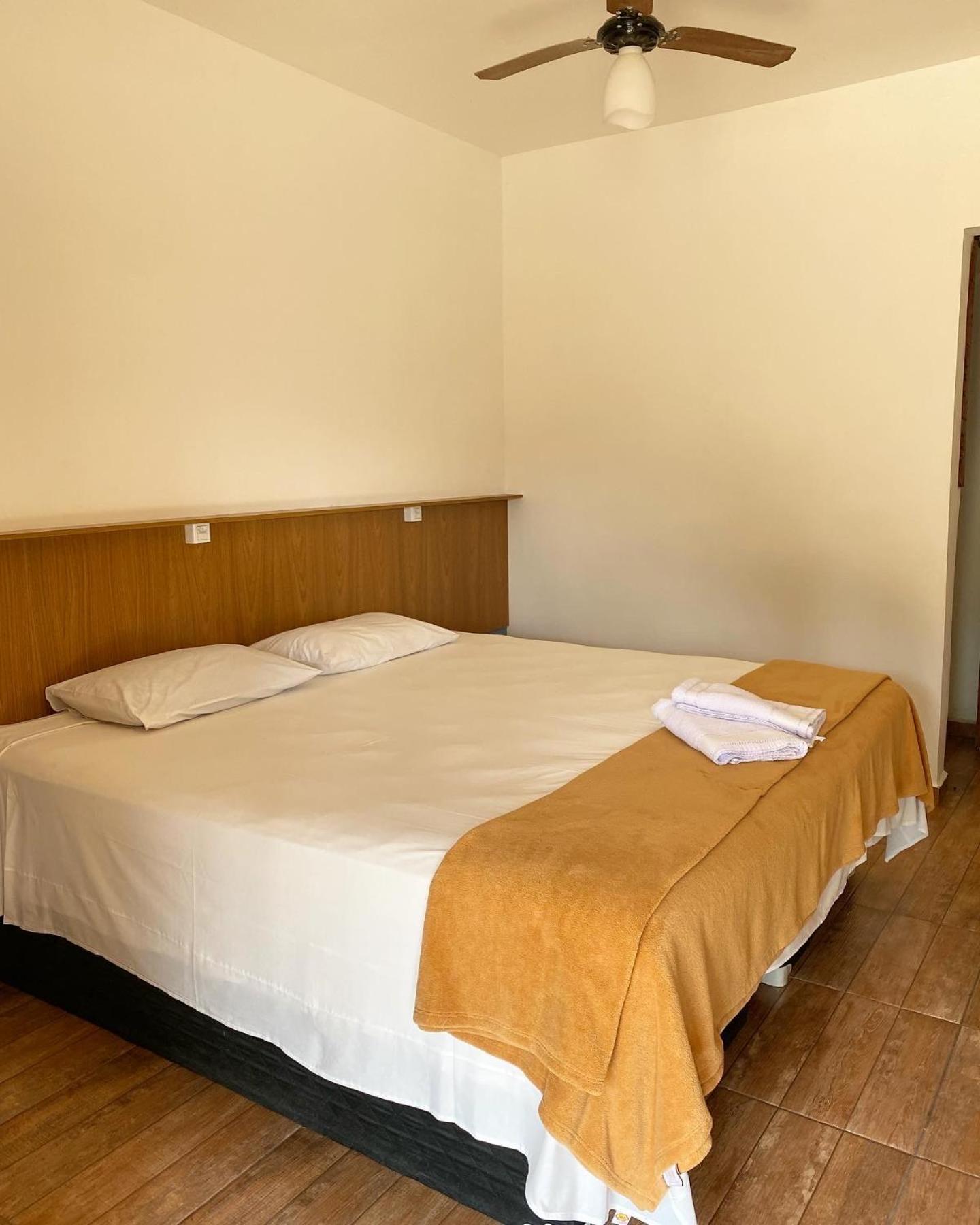 Standard Double Room - Photo 7