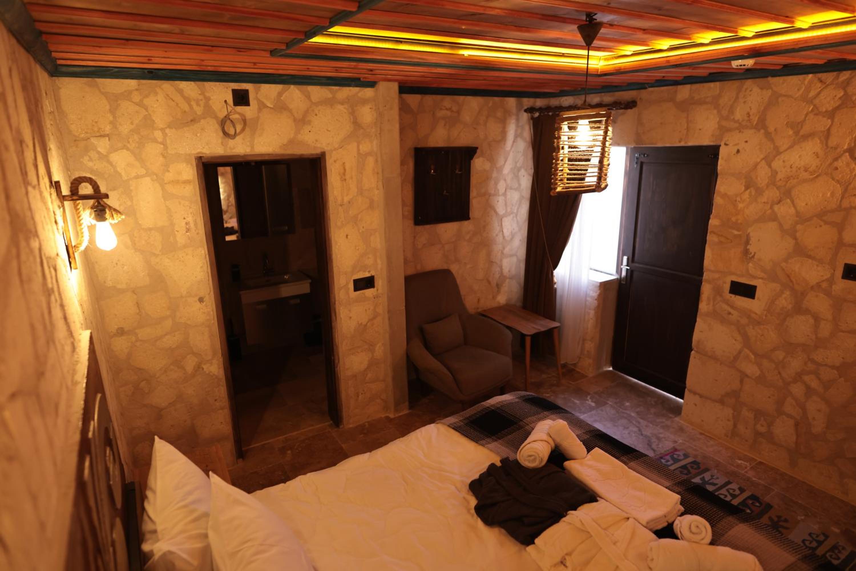 Double Room With Extra Bed