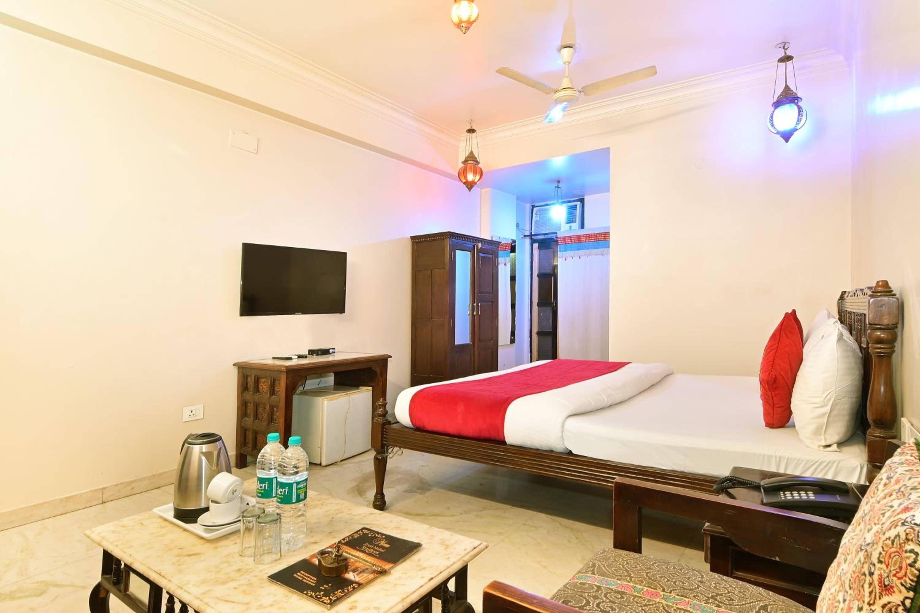 Heritage Boutique Room - Photo 32