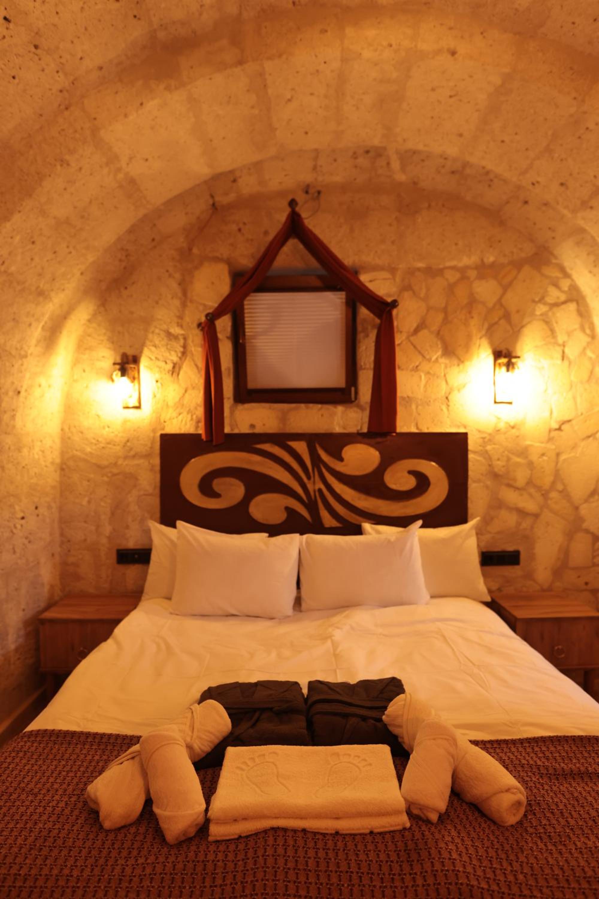 Deluxe Double Room with Extra Bed