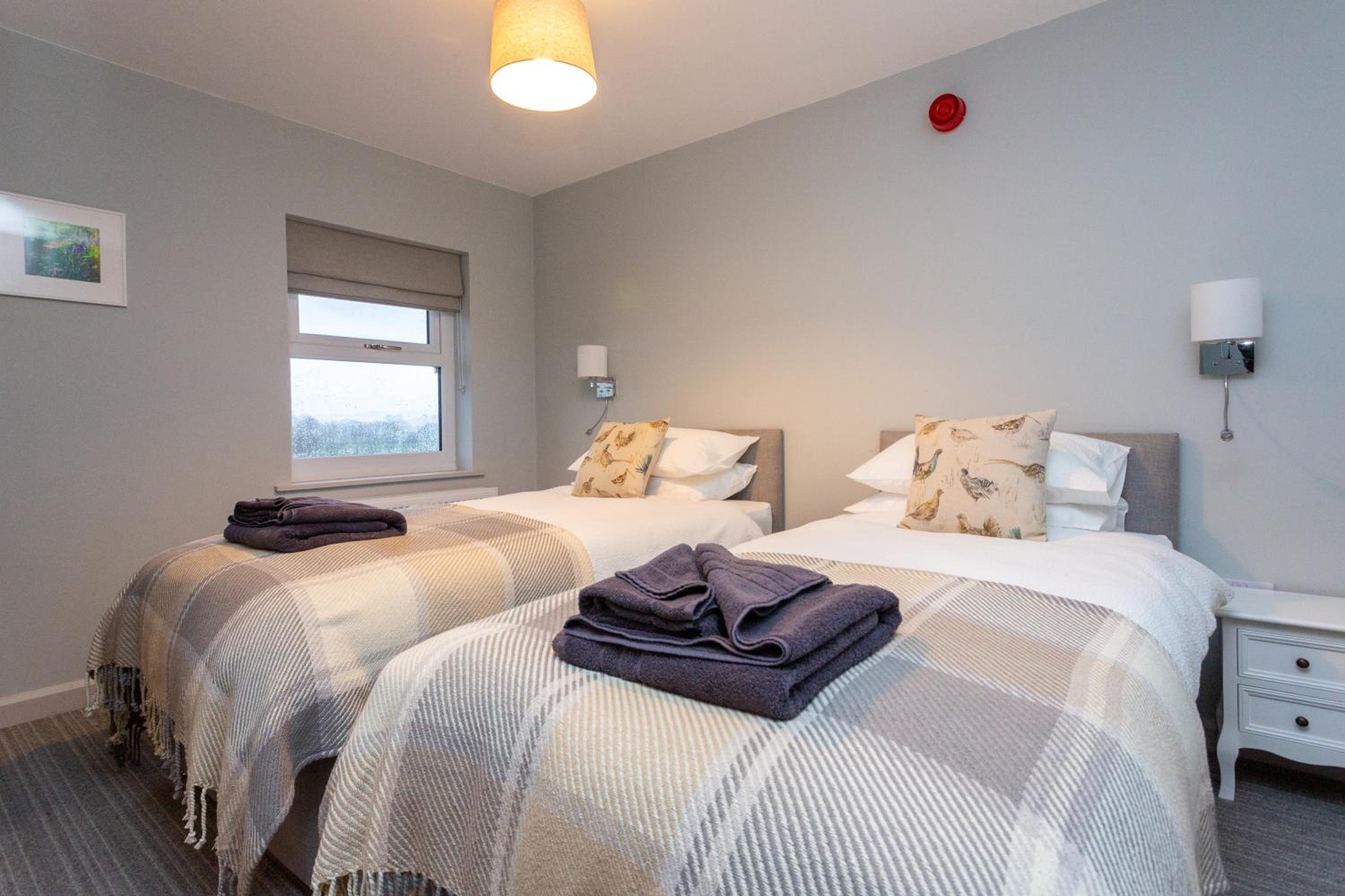 Twin Room with Bath